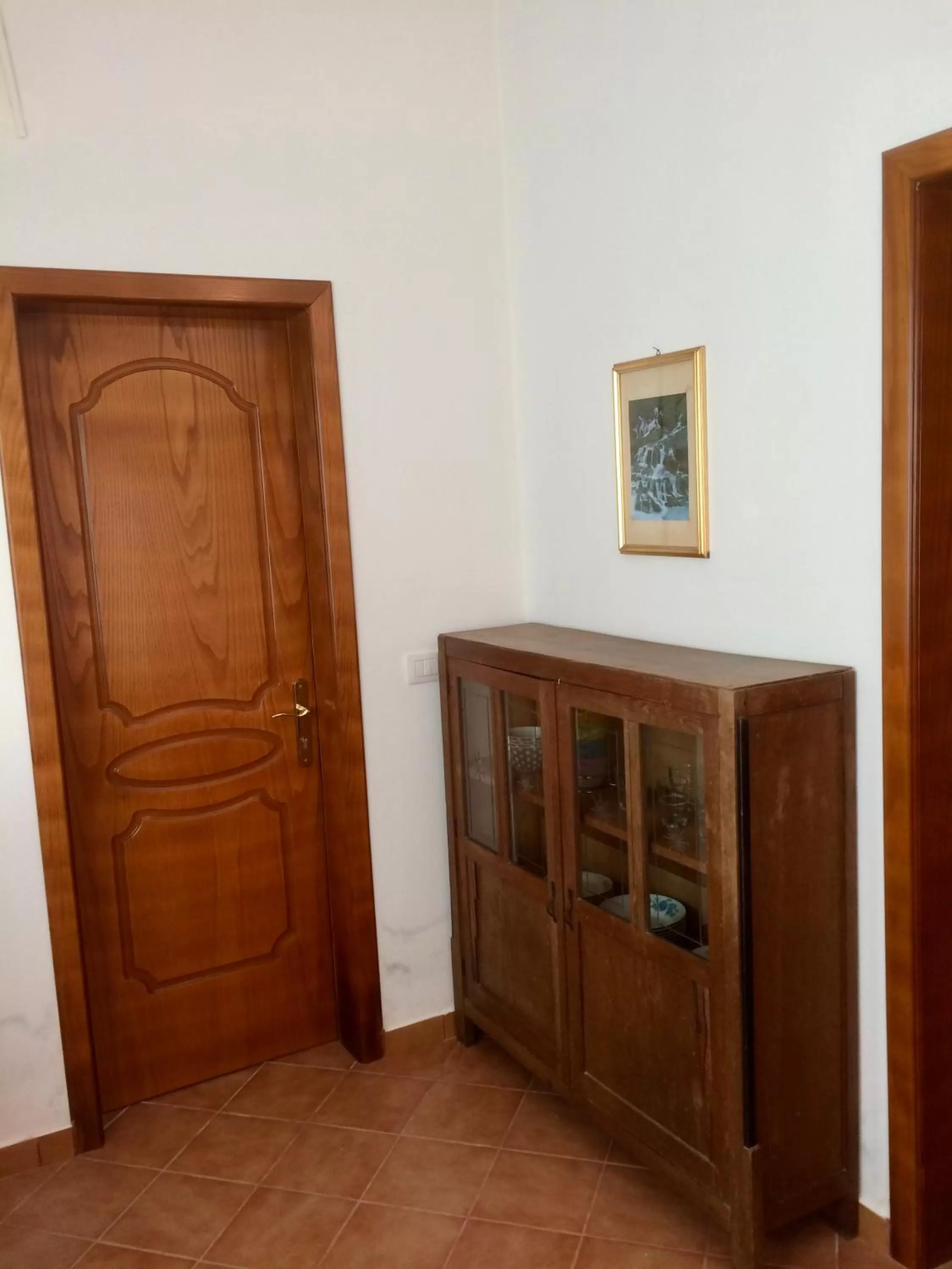 Decorative detail in Guesthouse Villa Rosa Berat