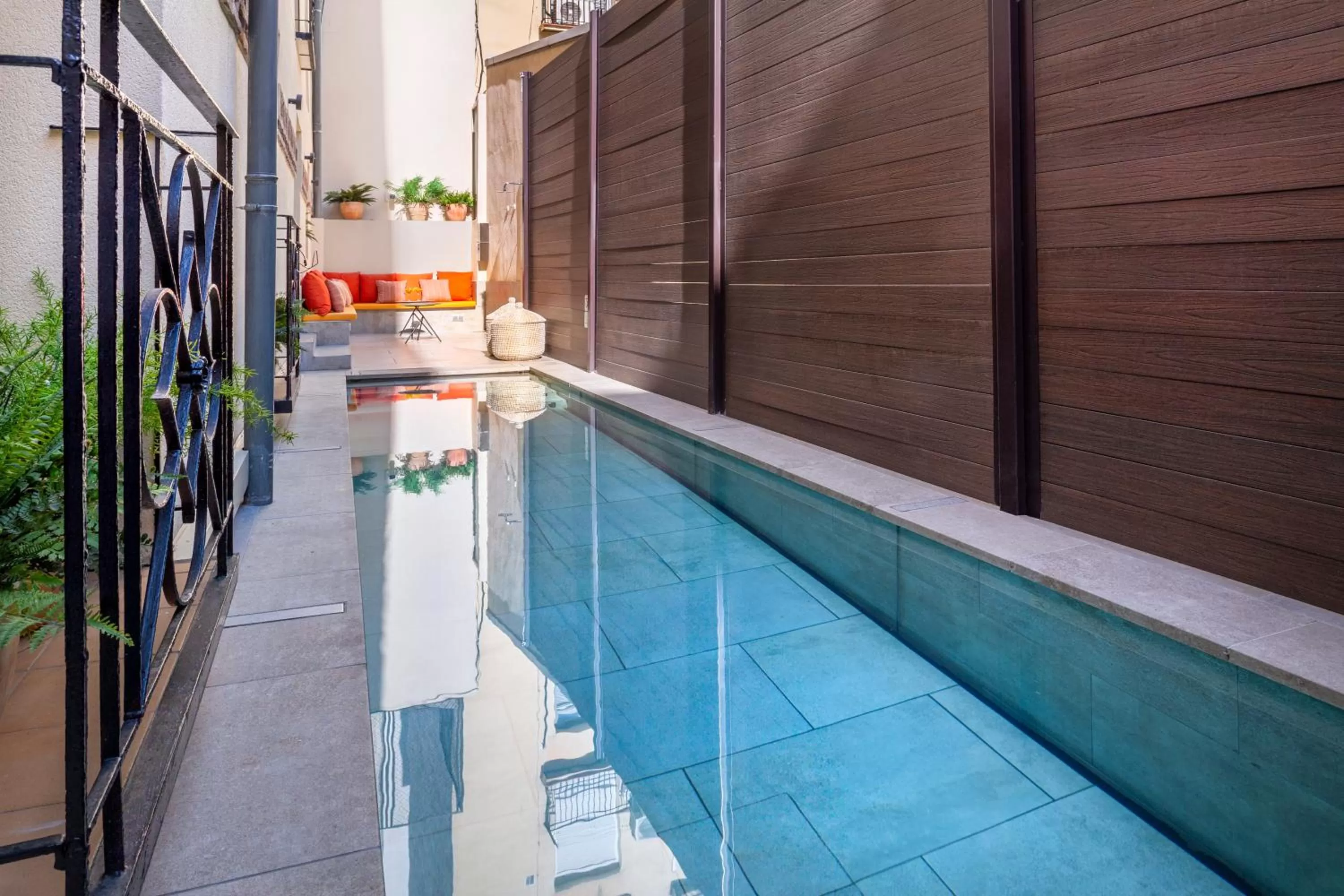 Swimming pool in Catalonia Goya