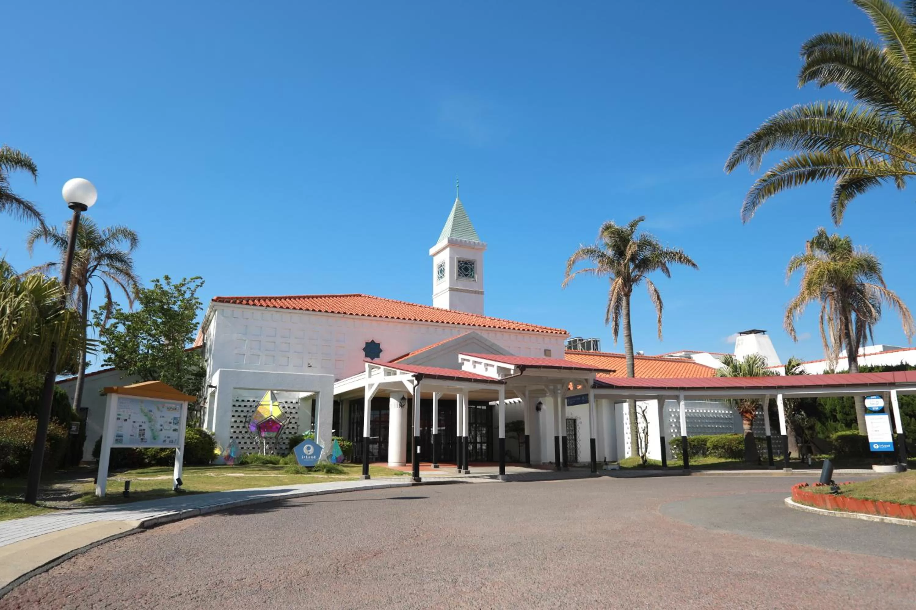 Facade/entrance in i + Land Nagasaki