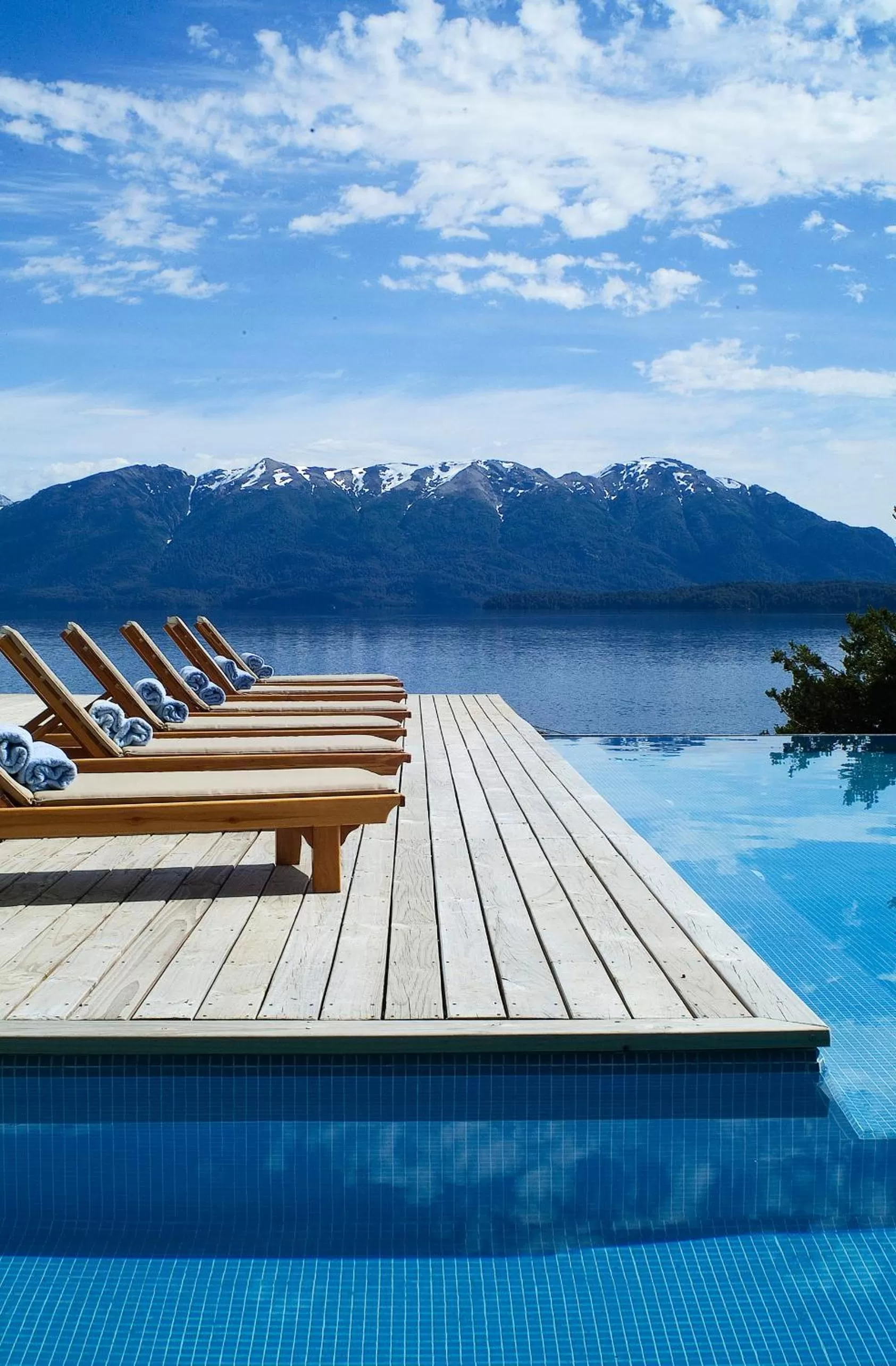 Solarium in Correntoso Lake & River Hotel