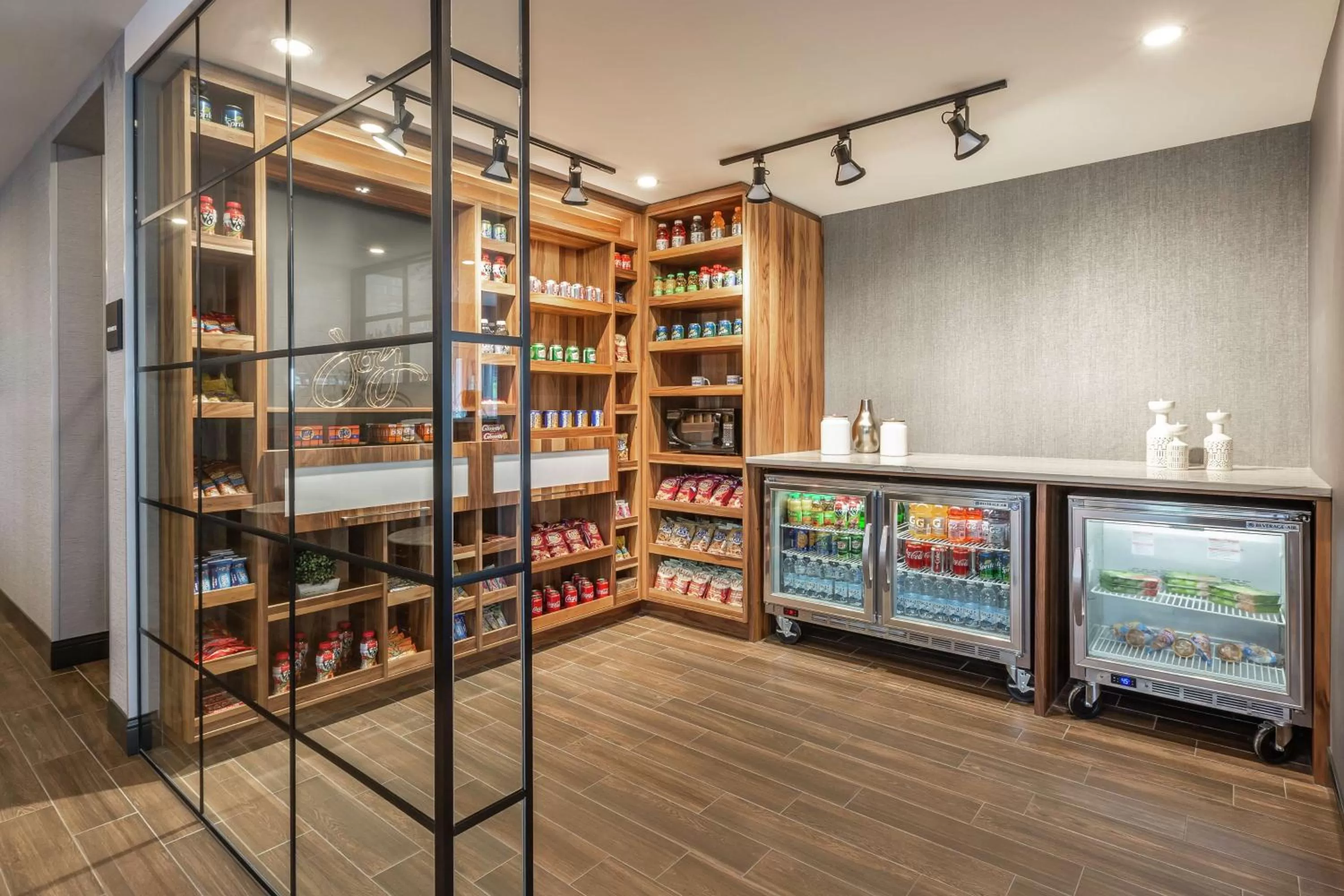 Restaurant/places to eat in Hampton Inn & Suites by Hilton Québec - Beauport