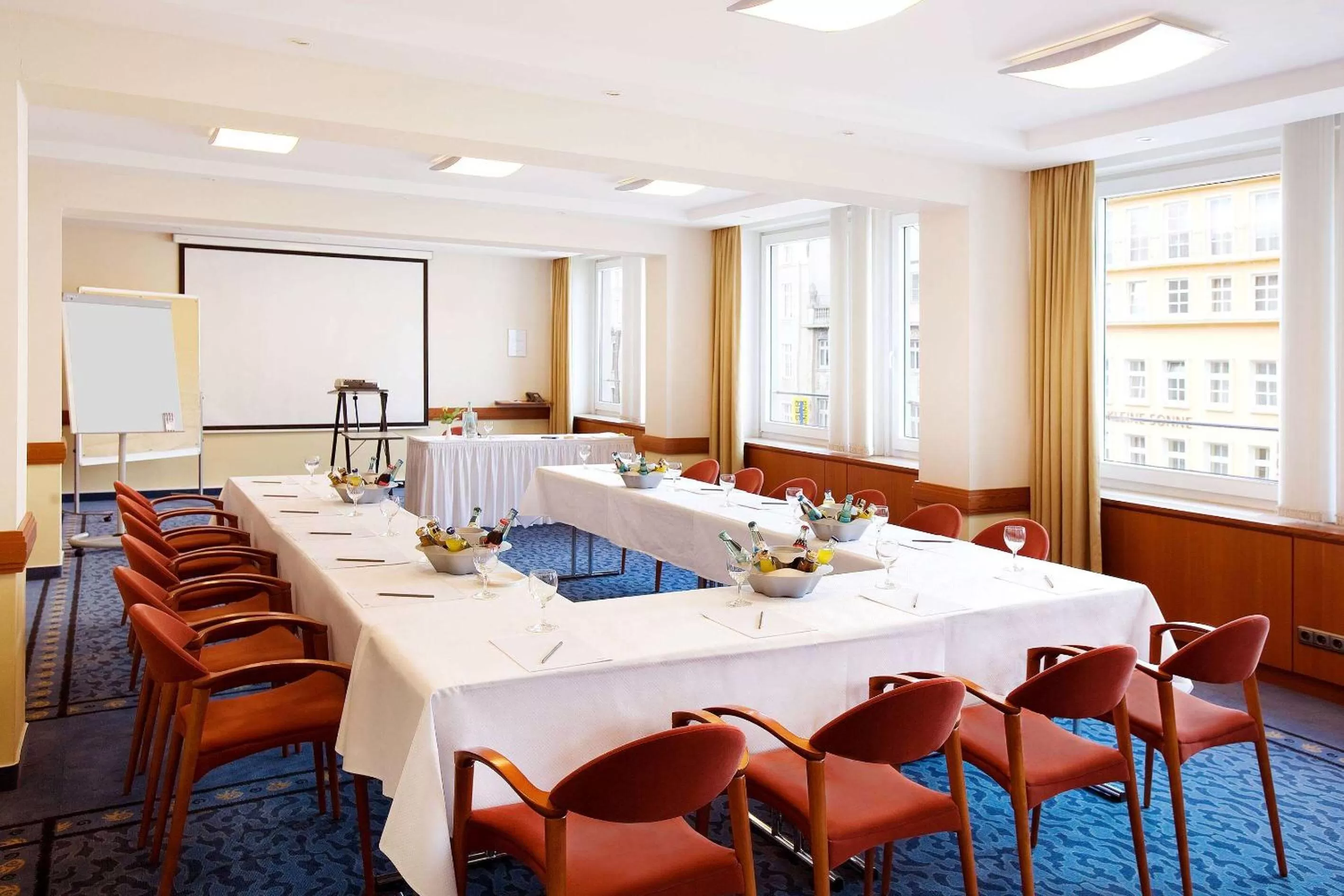 Meeting/conference room in Vienna House by Wyndham Sonne Rostock
