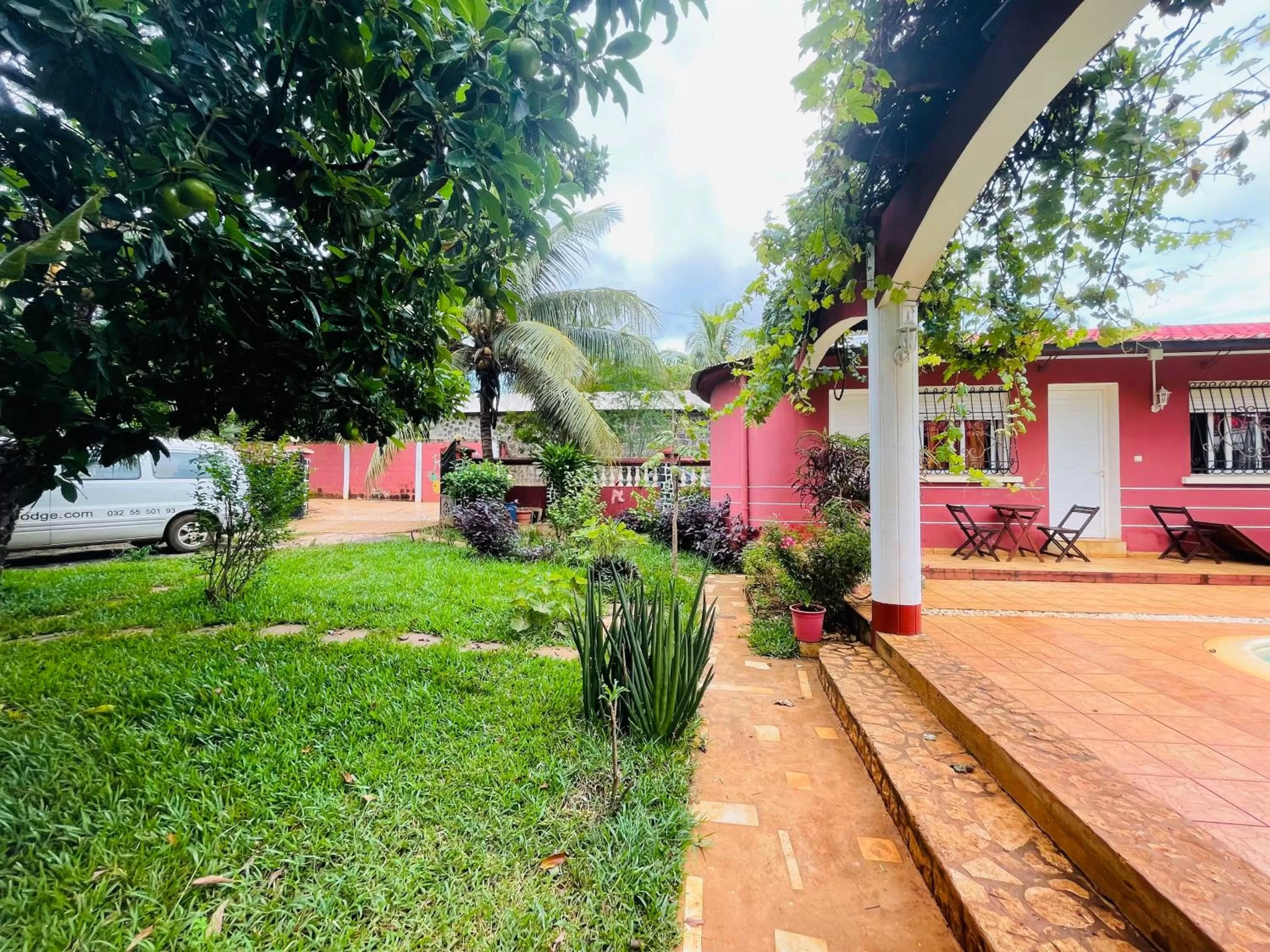 Garden in Régina Lodge Diégo Suarez Madagascar