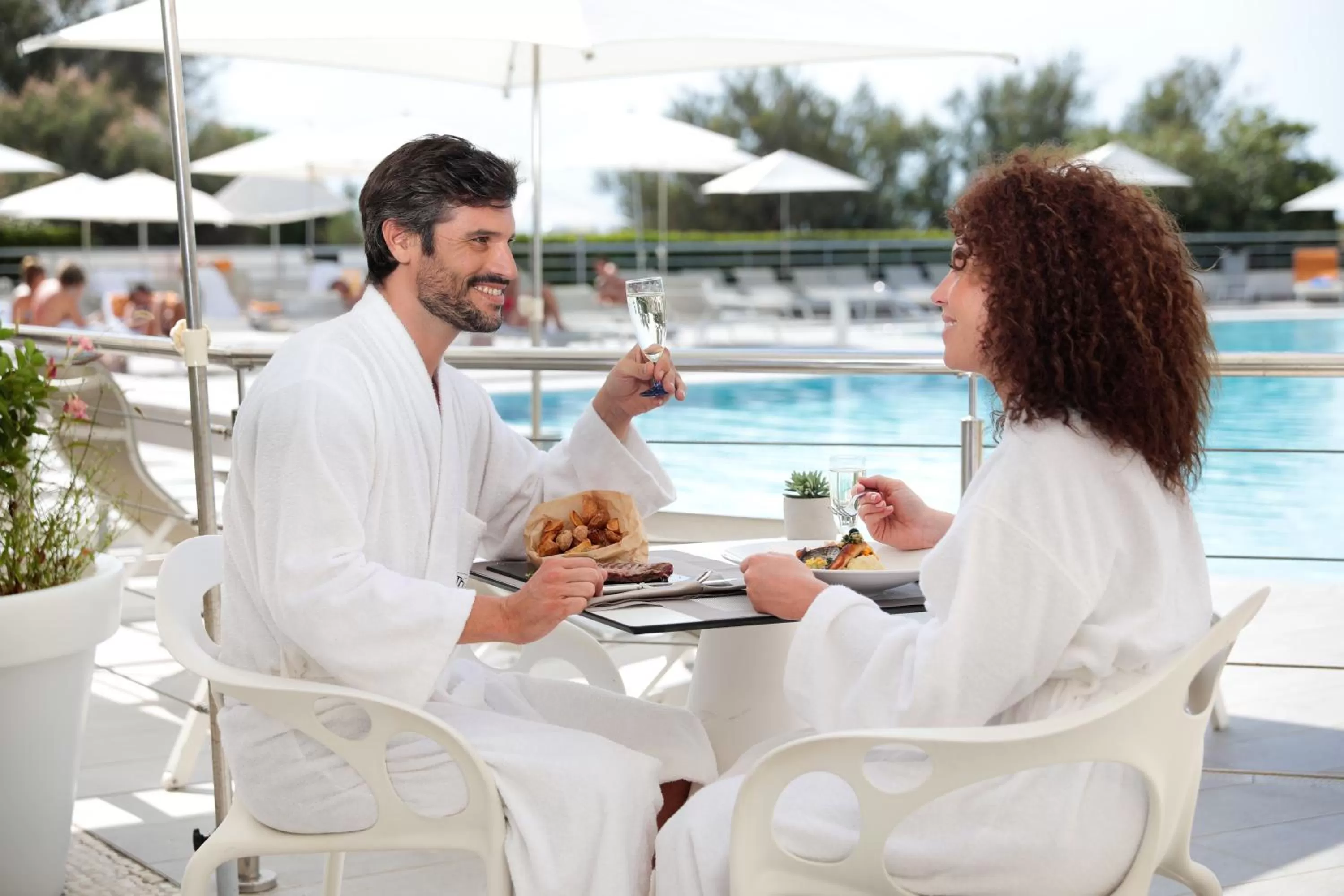 Patio in Hôtel Les Corallines - Thalasso & Resort