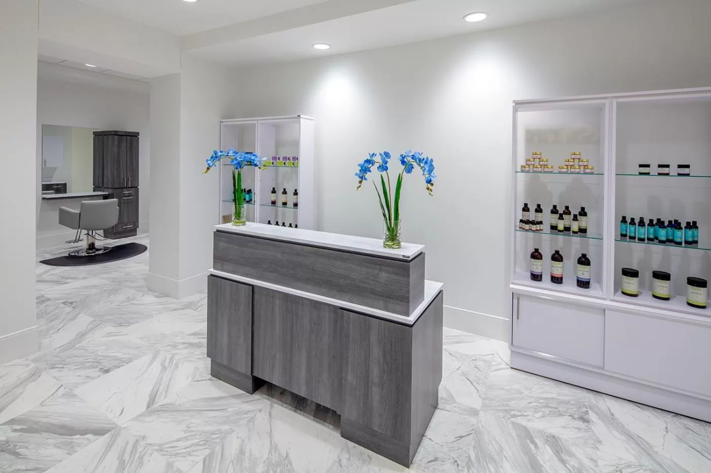 Hot Tub in YO1 Longevity & Health Resorts, Catskills