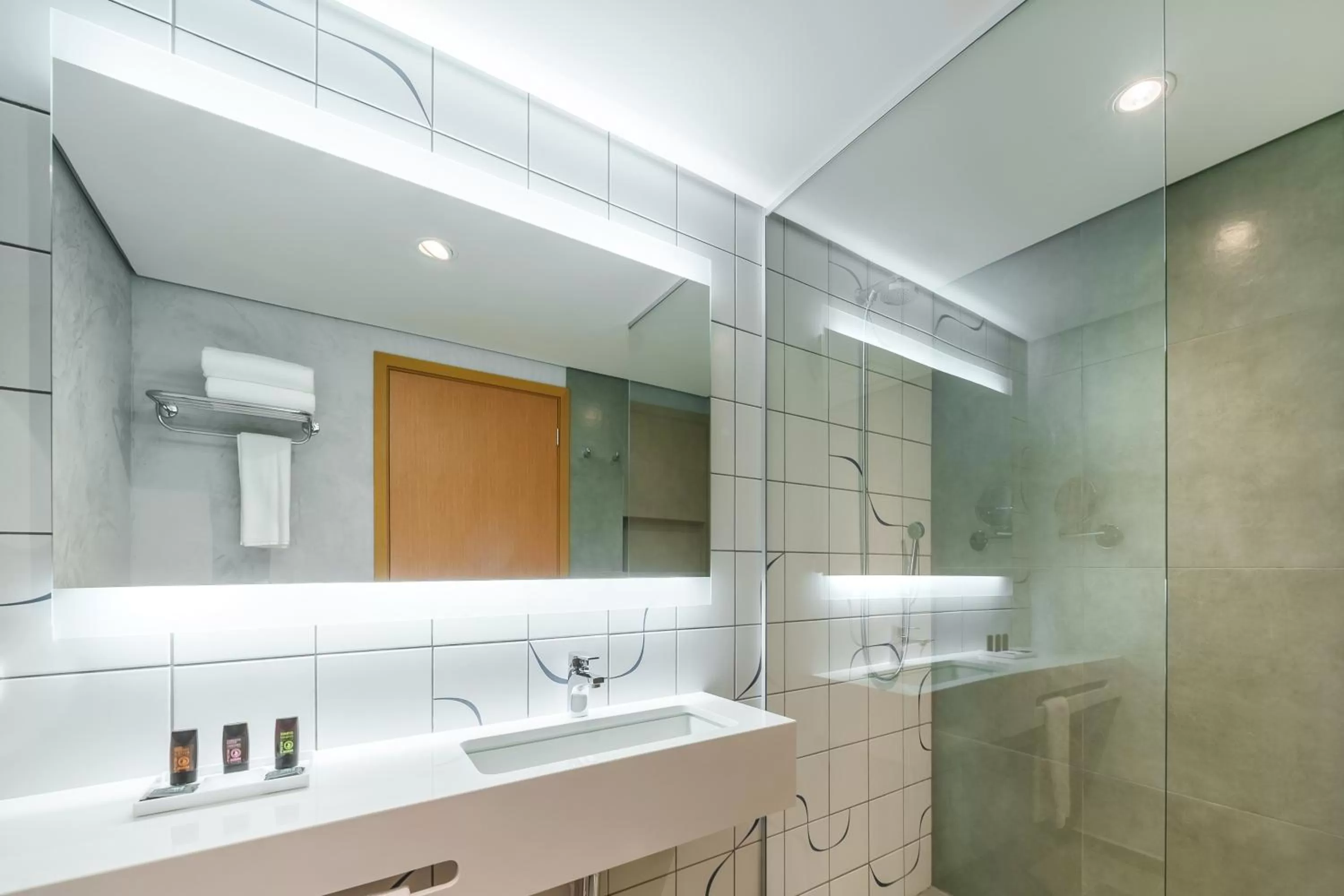 Bathroom in Grand Mercure Recife Boa Viagem