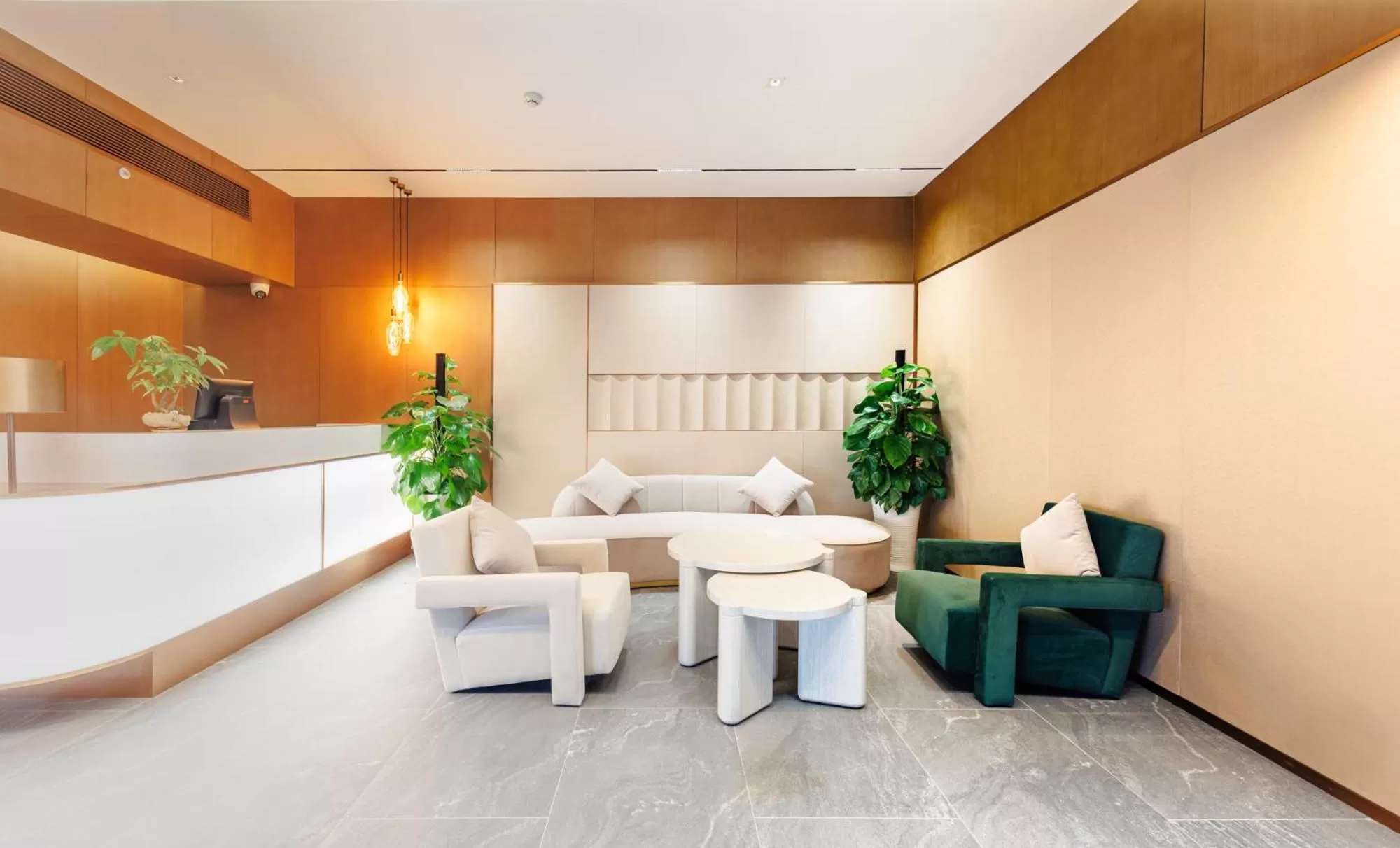 Property building in Howard Johnson Plaza by Wyndham Blue Bay Sihanoukville