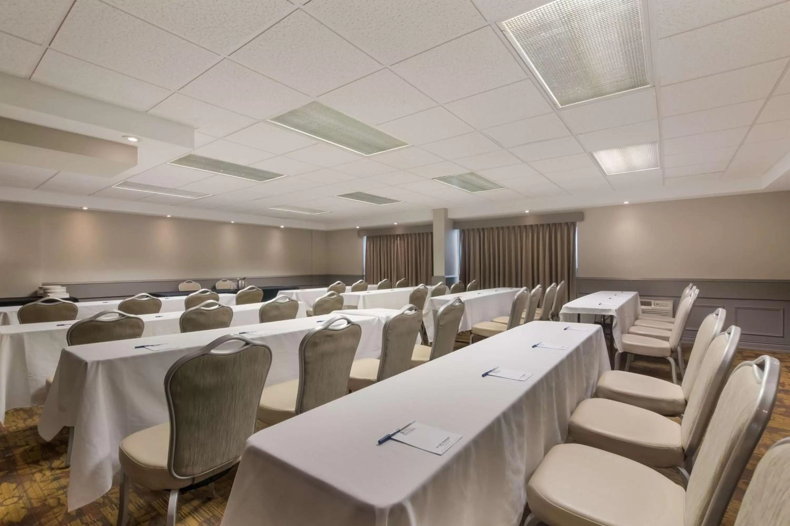 Banquet/Function facilities in Best Western St Catharines Hotel & Conference Centre