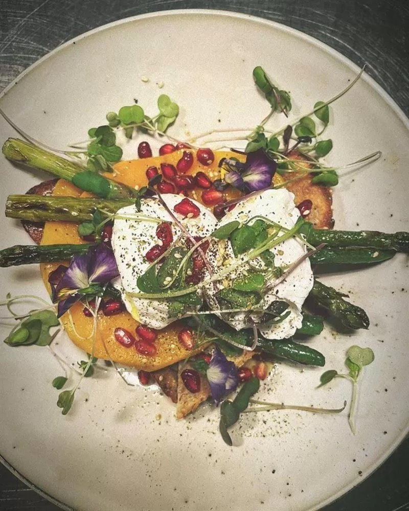 Restaurant/places to eat in Amaroo Park