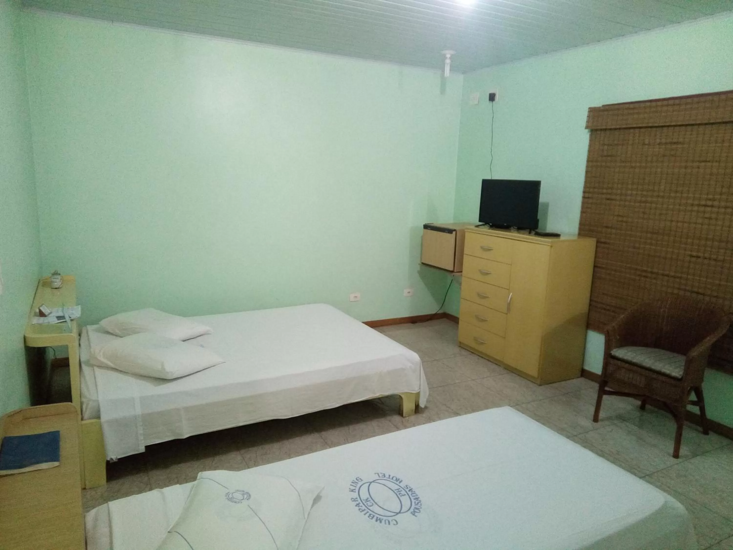 Bedroom, Bed in Cumbipar King Hotel