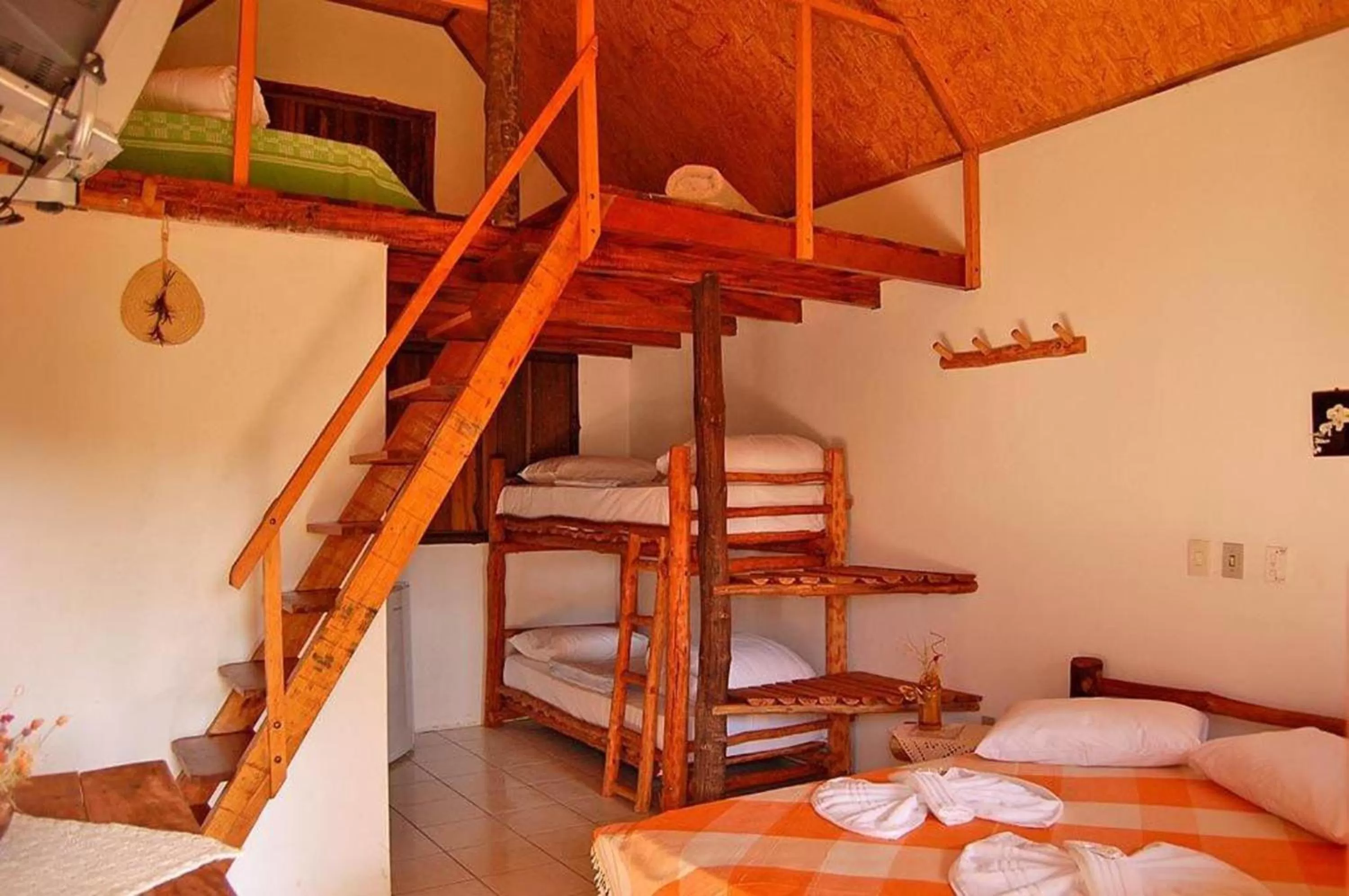 Photo of the whole room, Bunk Bed in Pousada Di Luna