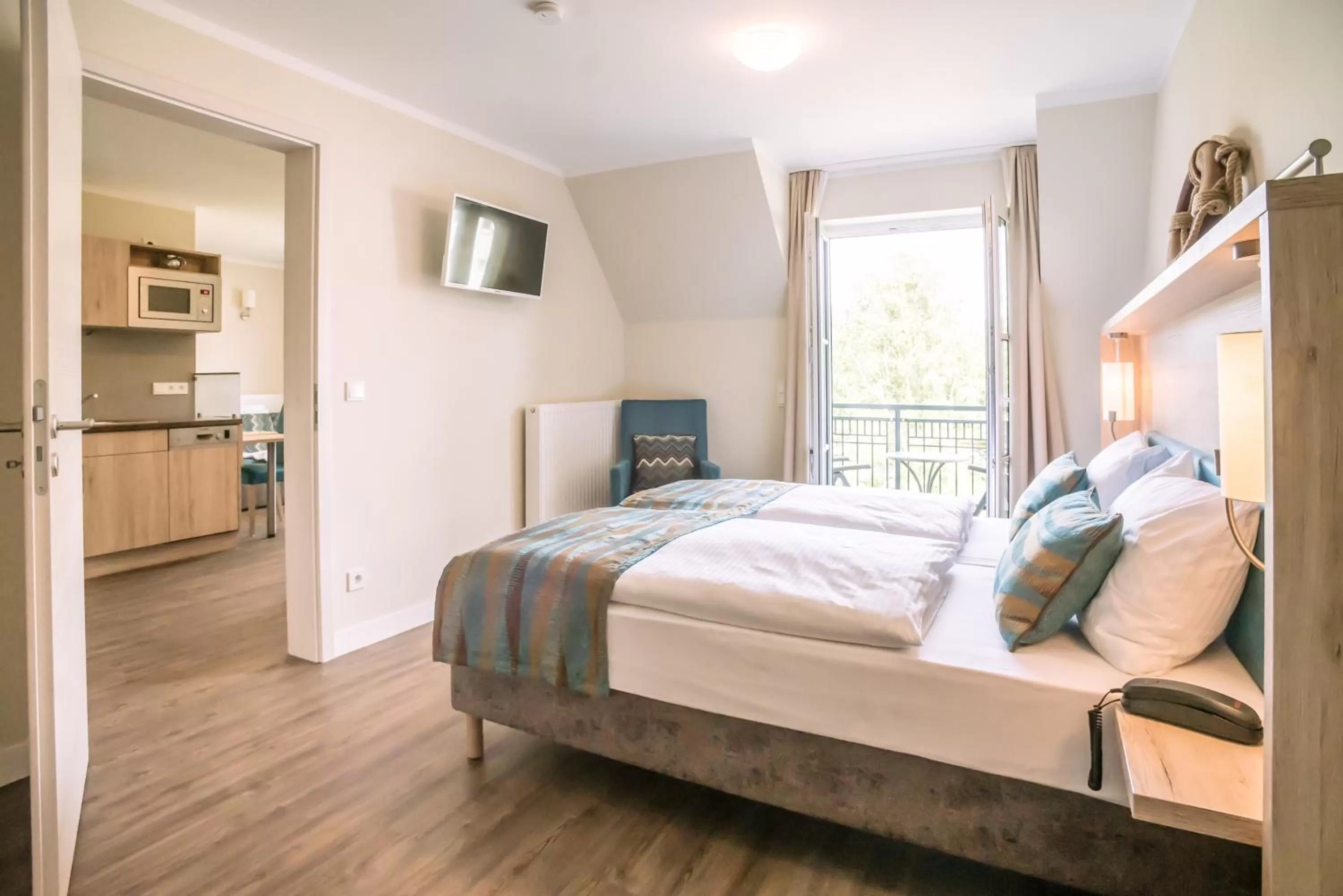 Photo of the whole room, Bed in AKZENT Apartmenthotel Residenz