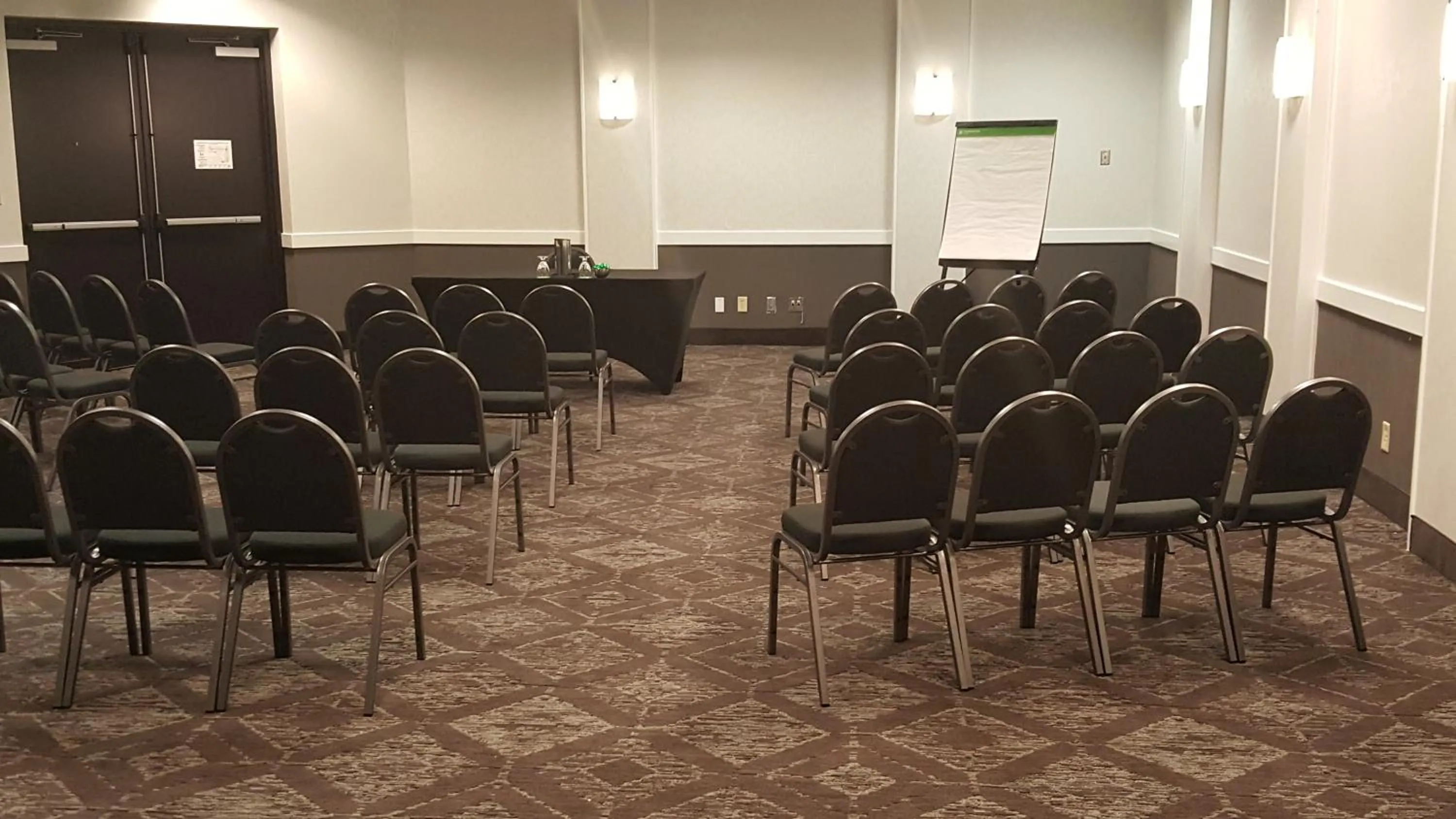 Meeting/conference room in Holiday Inn Bloomington Airport South-Mall Area by IHG