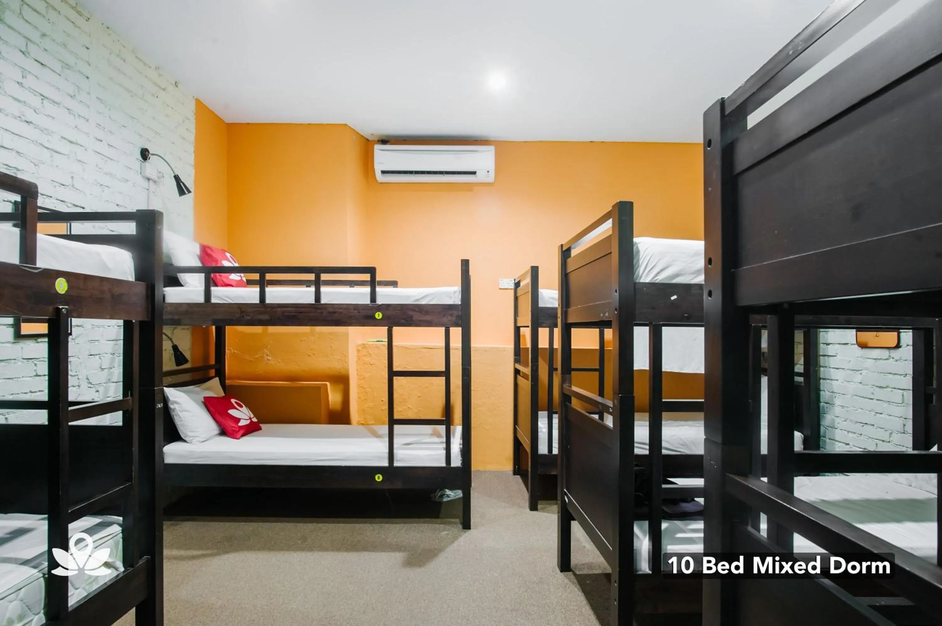 bunk bed, Bed in The Explorers Guesthouse and Hostel