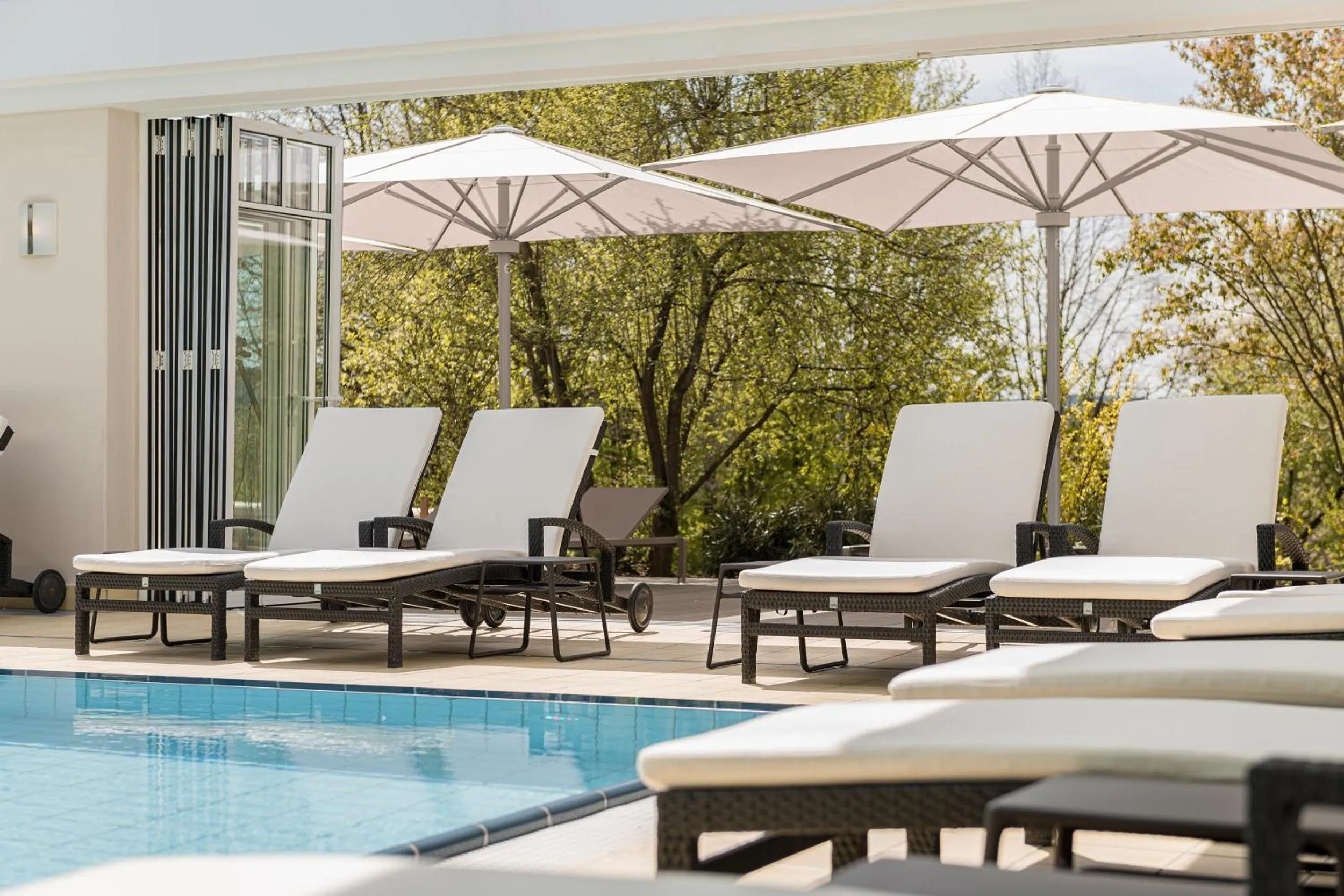 Swimming pool in Hotel Sonnengut Wellness - Therme - Spa