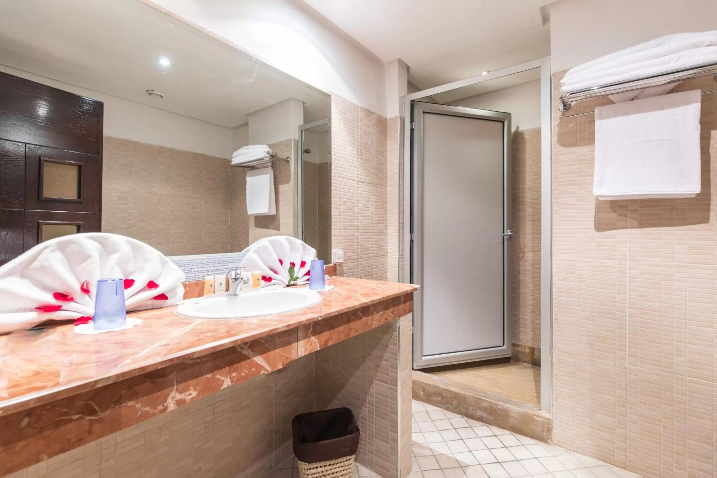 Bathroom in Hotel Almas