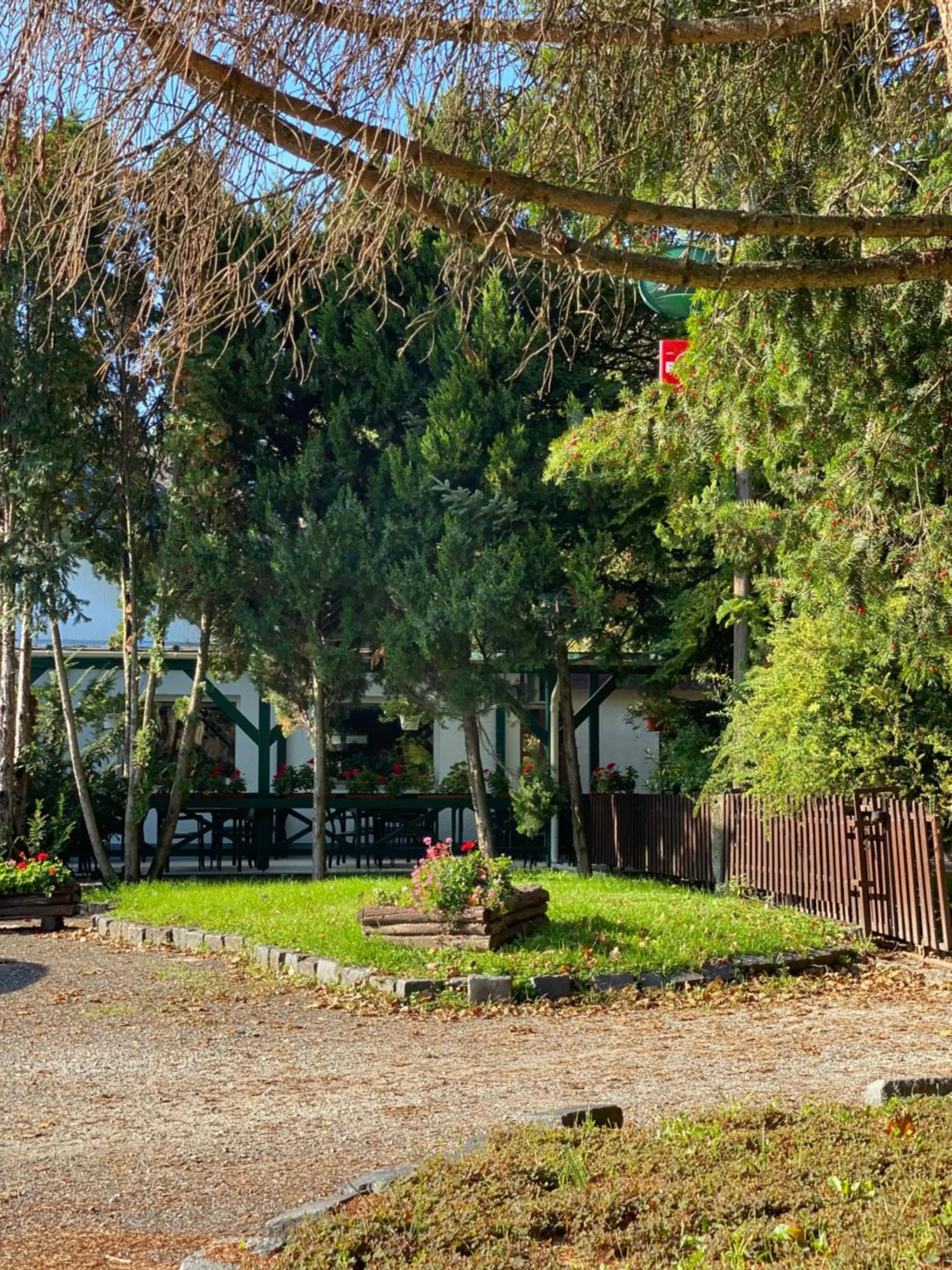 Property building in A Fogadó