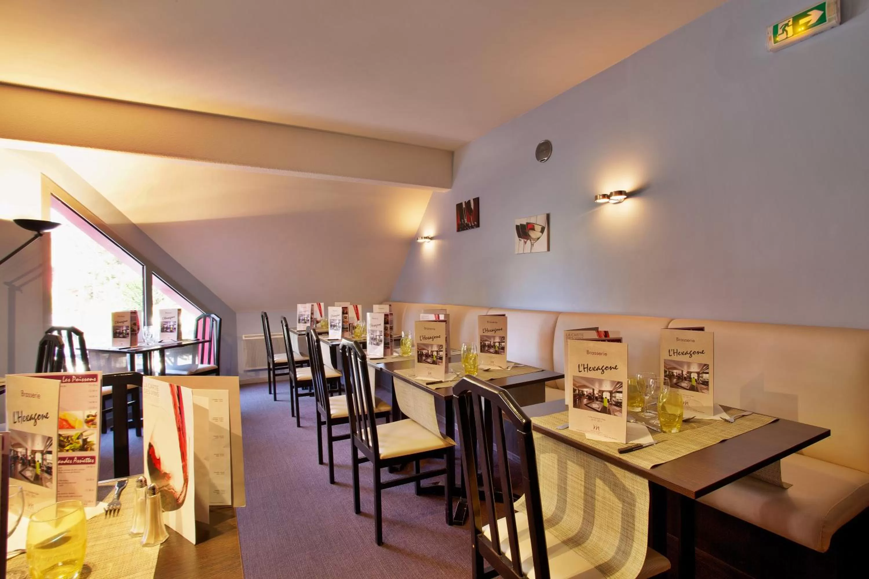 Restaurant/places to eat in Mercure Hexagone Luxeuil