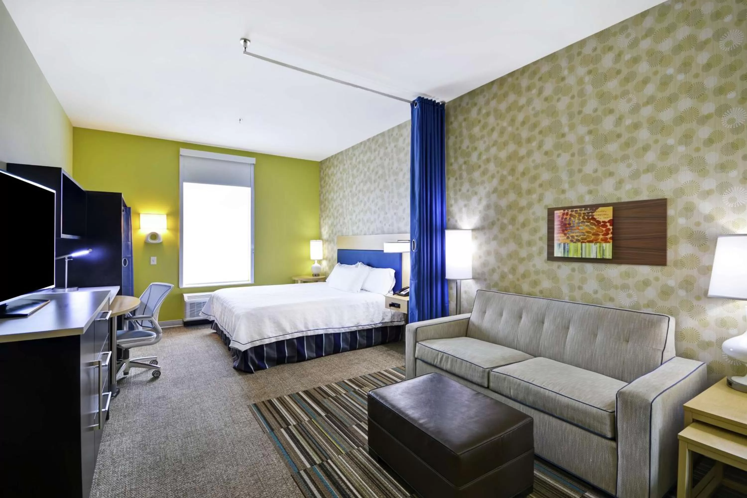 Bedroom, Bed in Home2 Suites by Hilton Brownsville