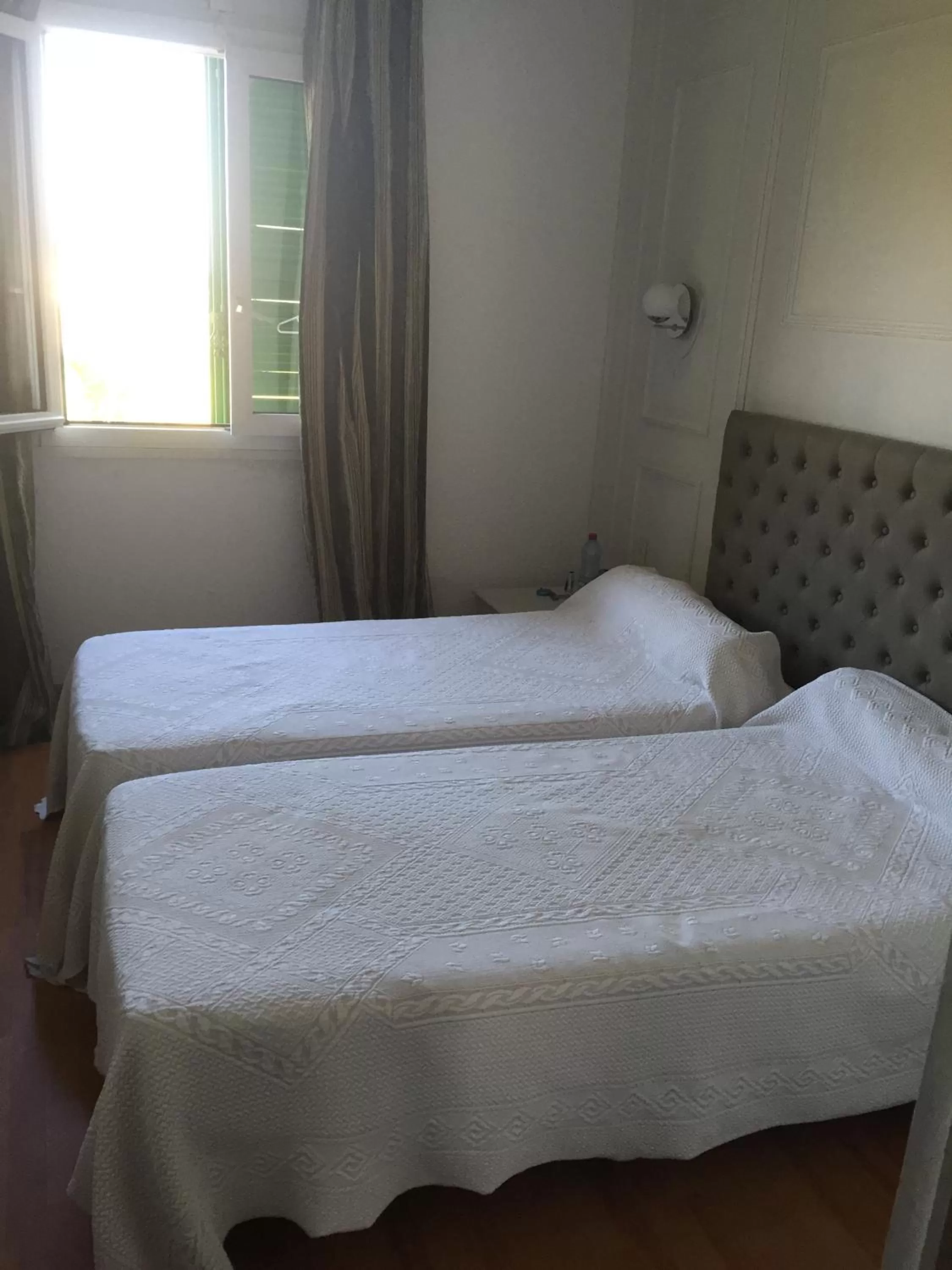 Photo of the whole room, Bed in Castellu Rossu