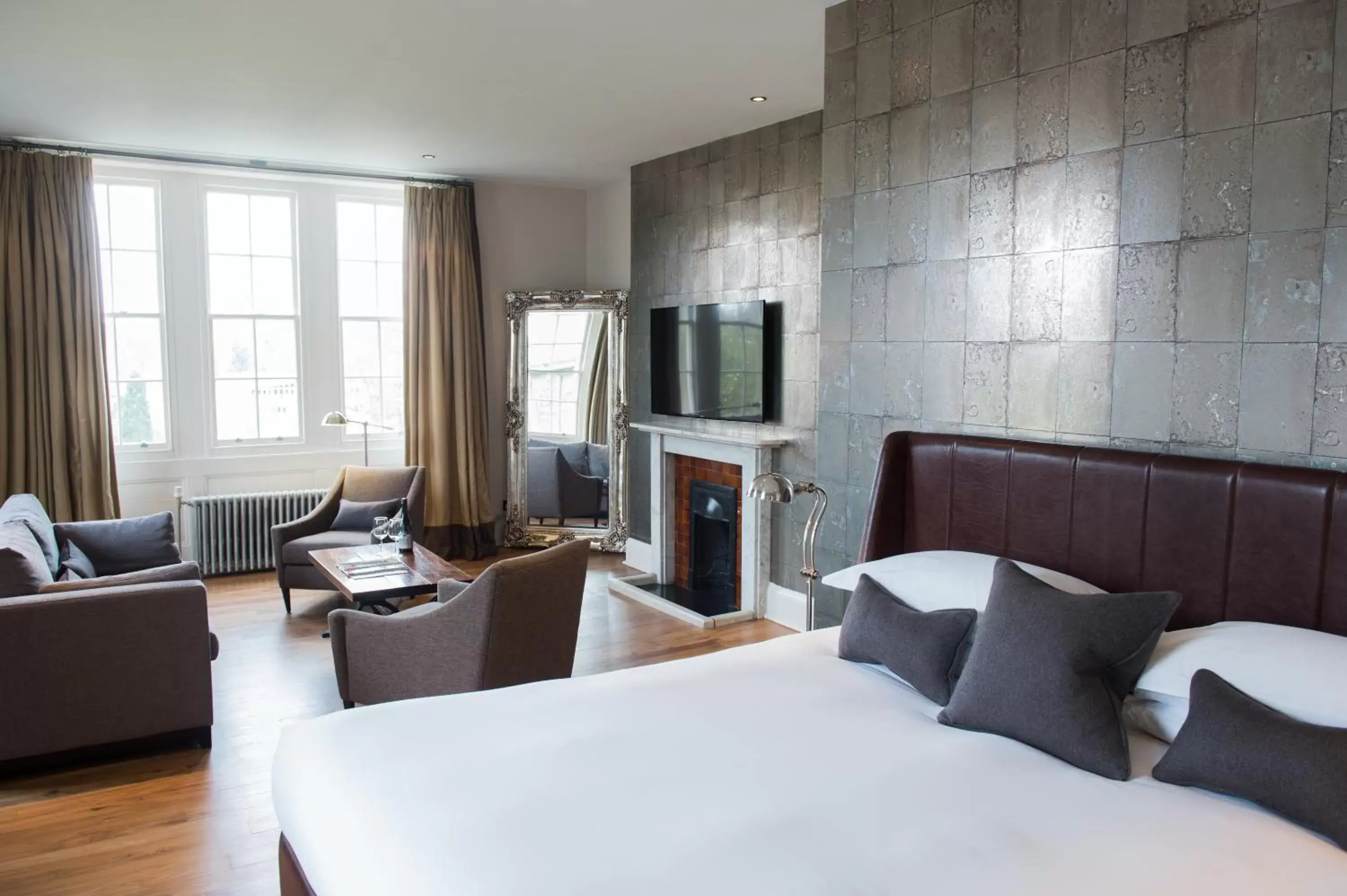 Suite in Hotel Du Vin & Bistro Tunbridge Wells Suite in Hotel Du Vin & Bistro Tunbridge Wells