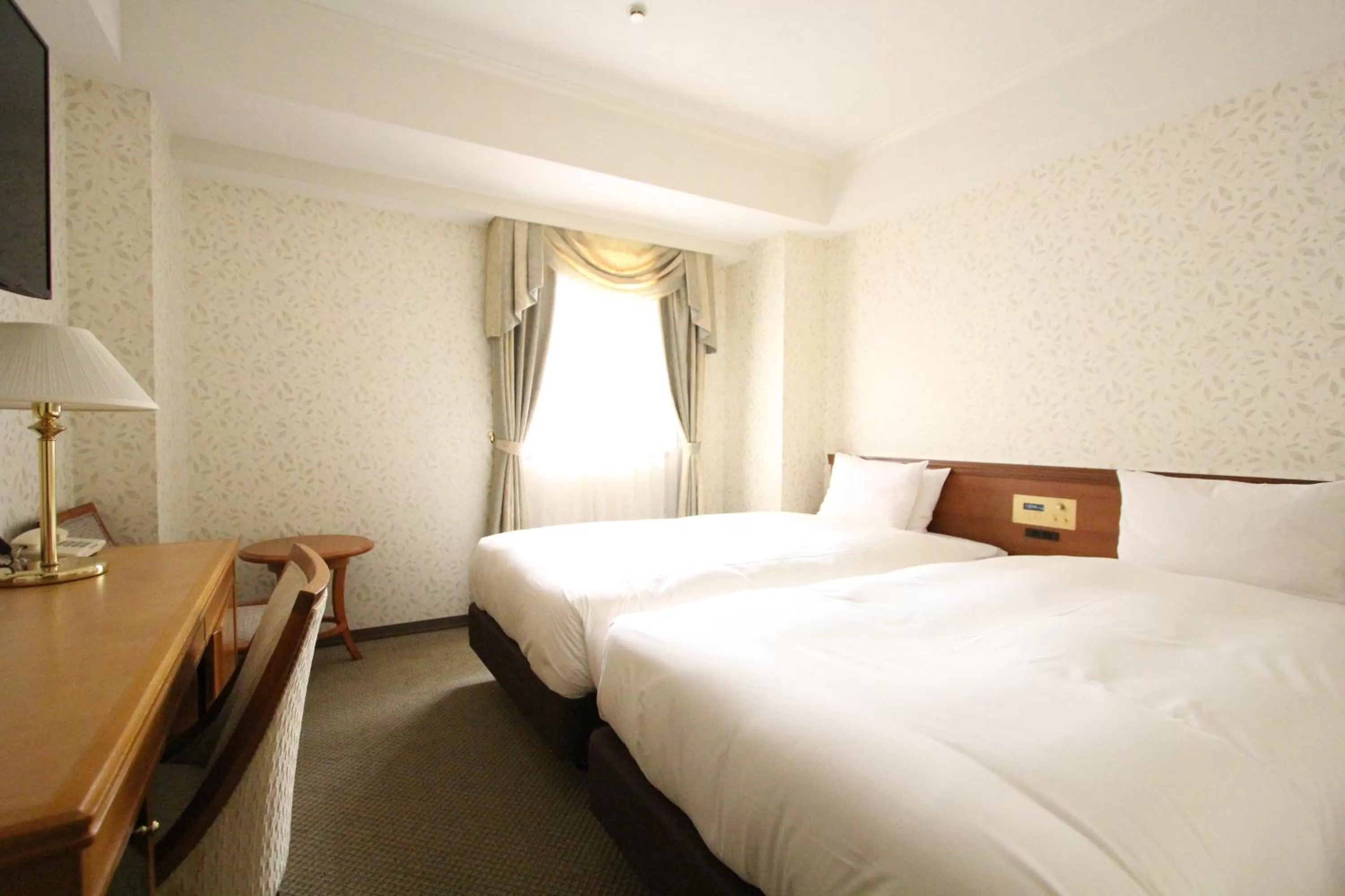 Comfort Twin Room - Smoking in KOKO HOTEL Osaka Shinsaibashi