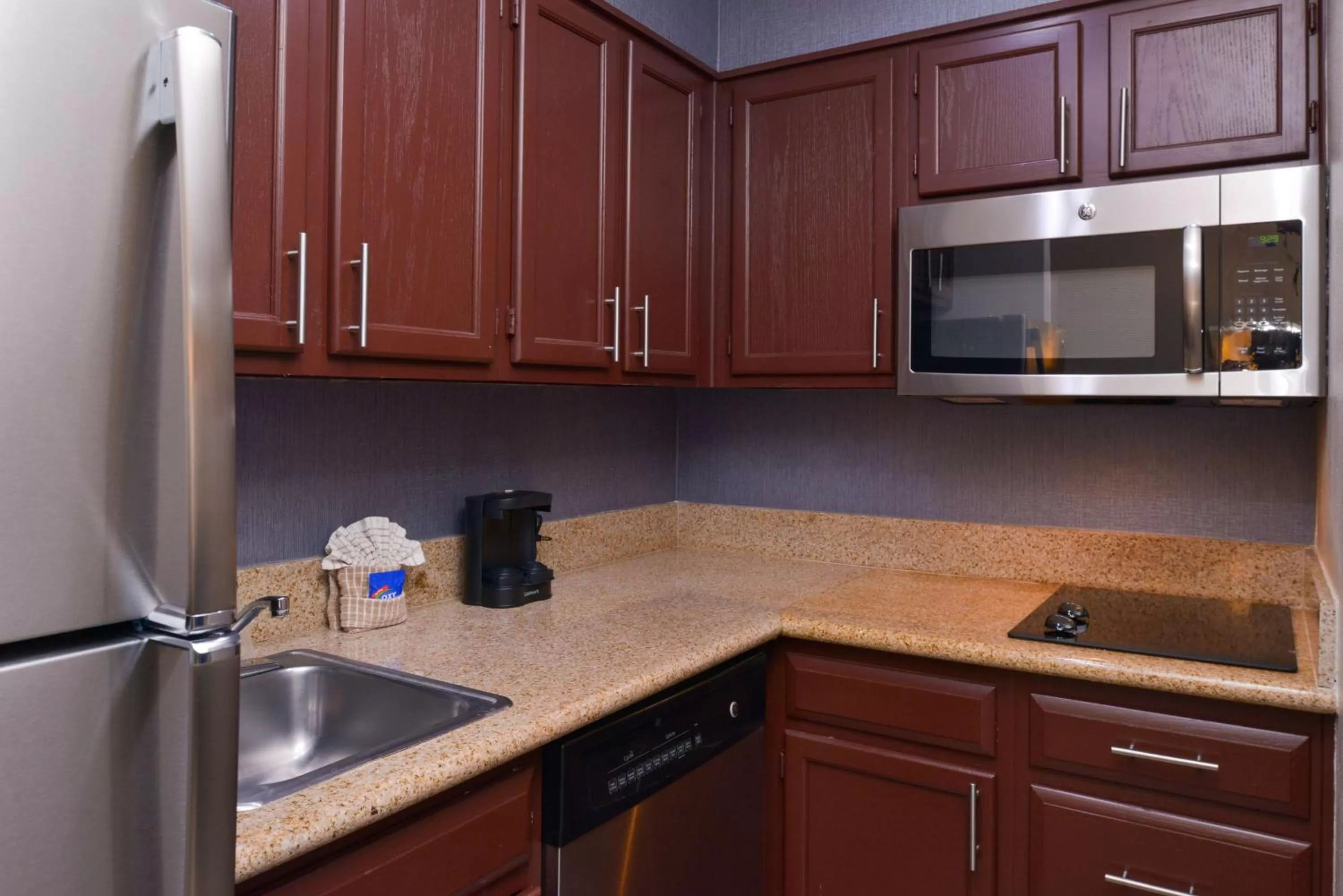 Kitchen or kitchenette in Homewood Suites by Hilton Dallas-Lewisville