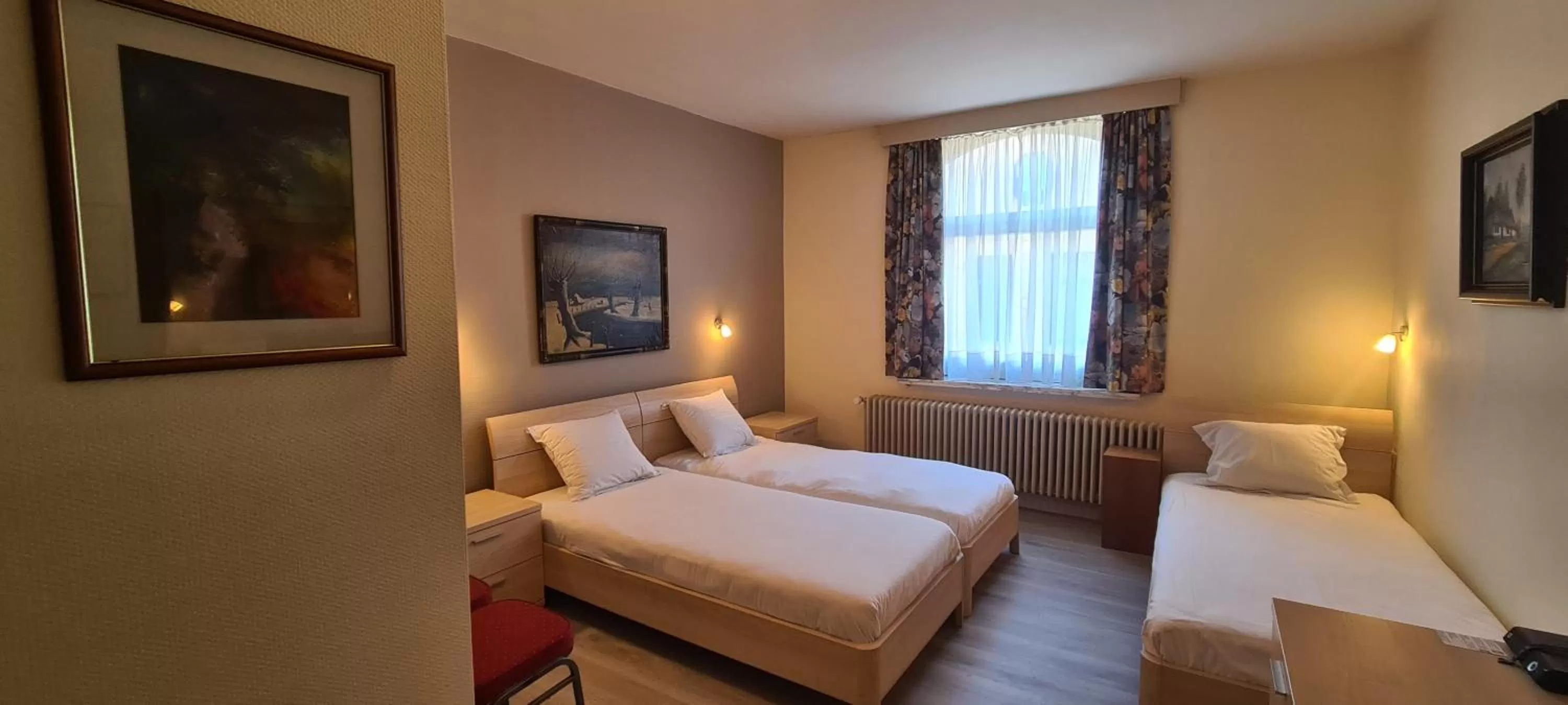 Bedroom, Bed in Alliance Hotel Ieper Centrum