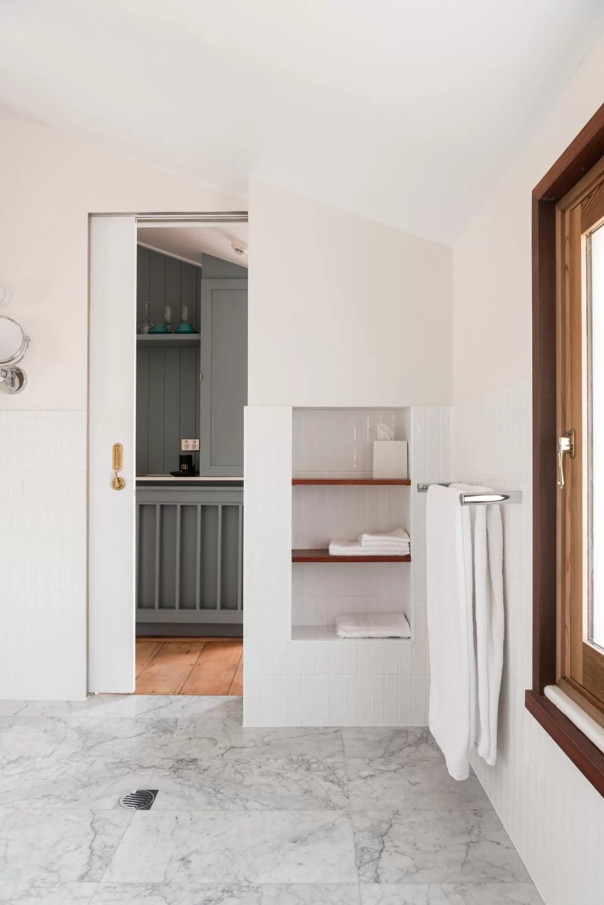 Bathroom in Garde and Warders Hotel