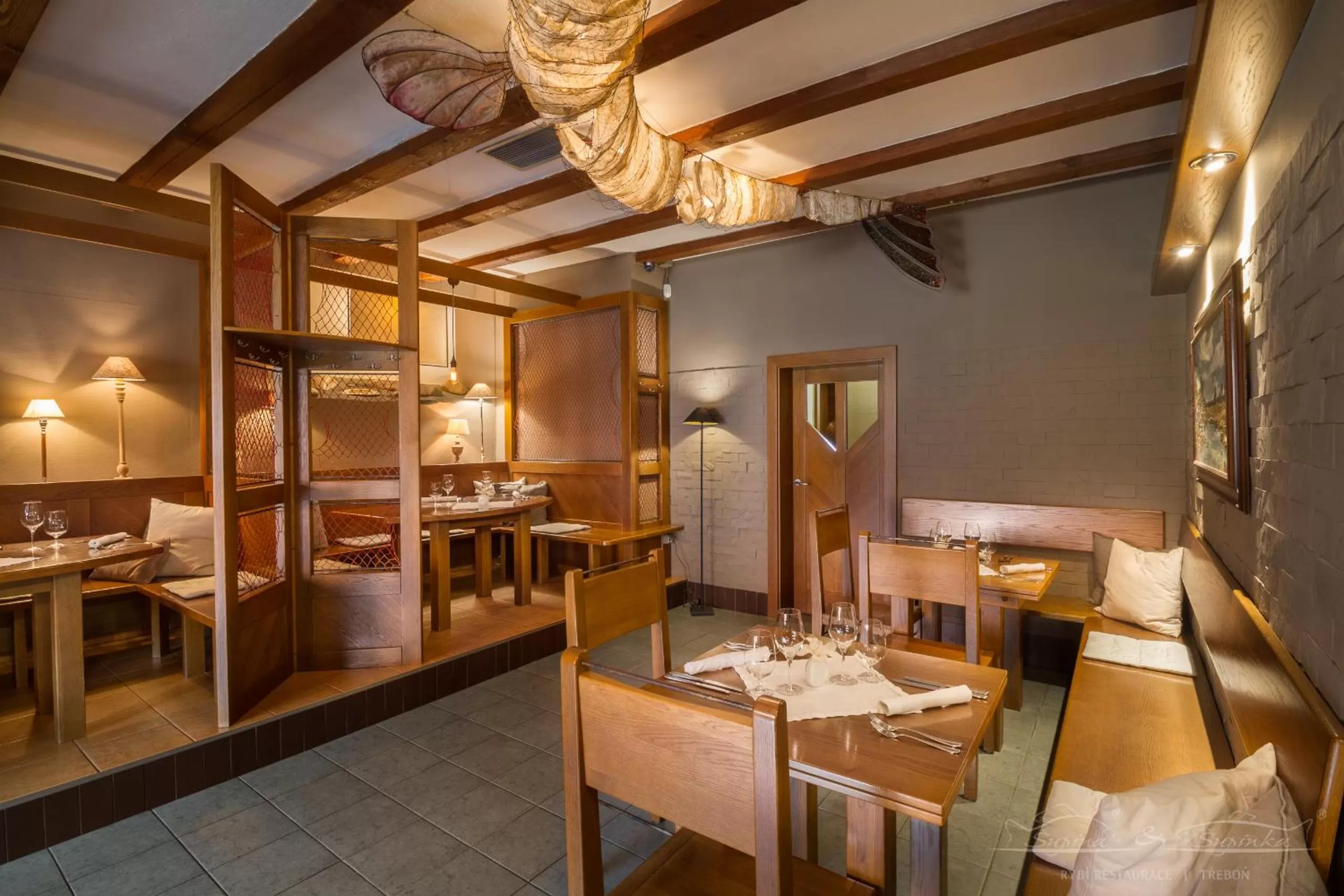 Restaurant/places to eat in Apartmány Šupina