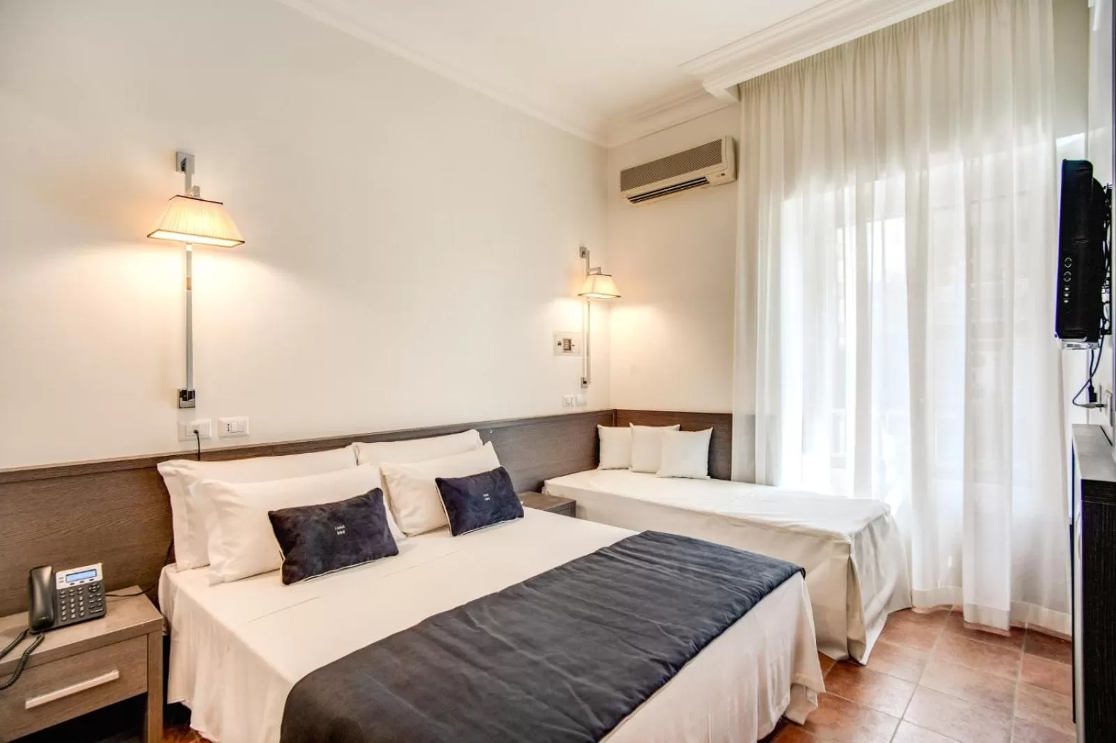 Bedroom, Bed in Hotel Mirti