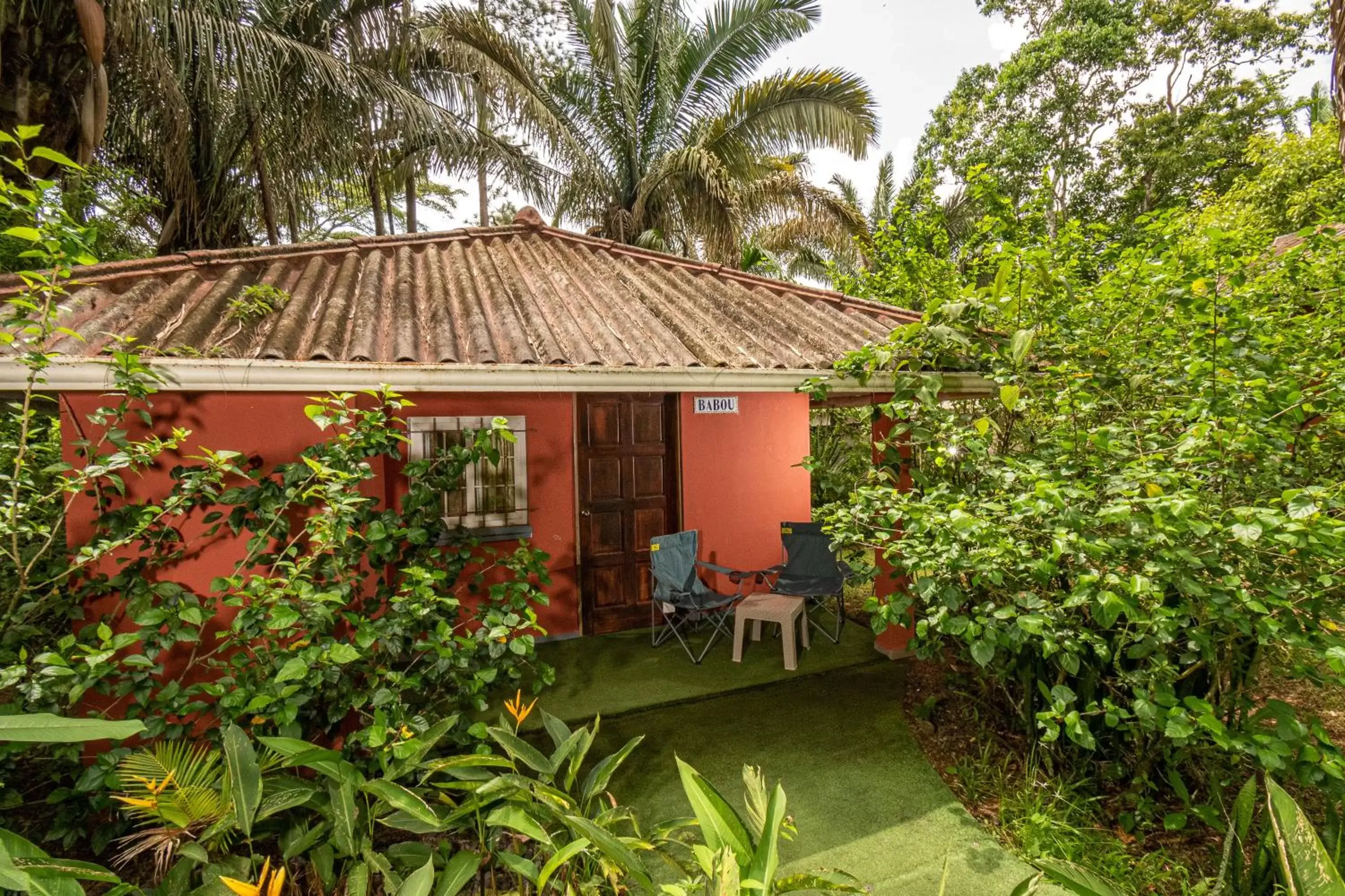 Superior Bungalow in Monkey Lodge Panama Superior Bungalow in Monkey Lodge Panama