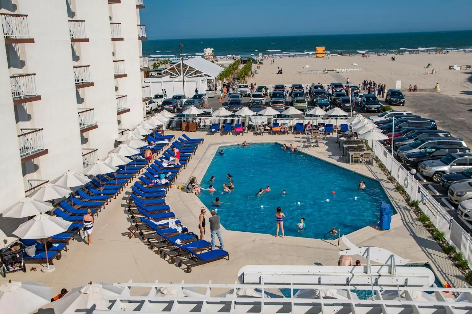 Property building in ICONA Diamond Beach