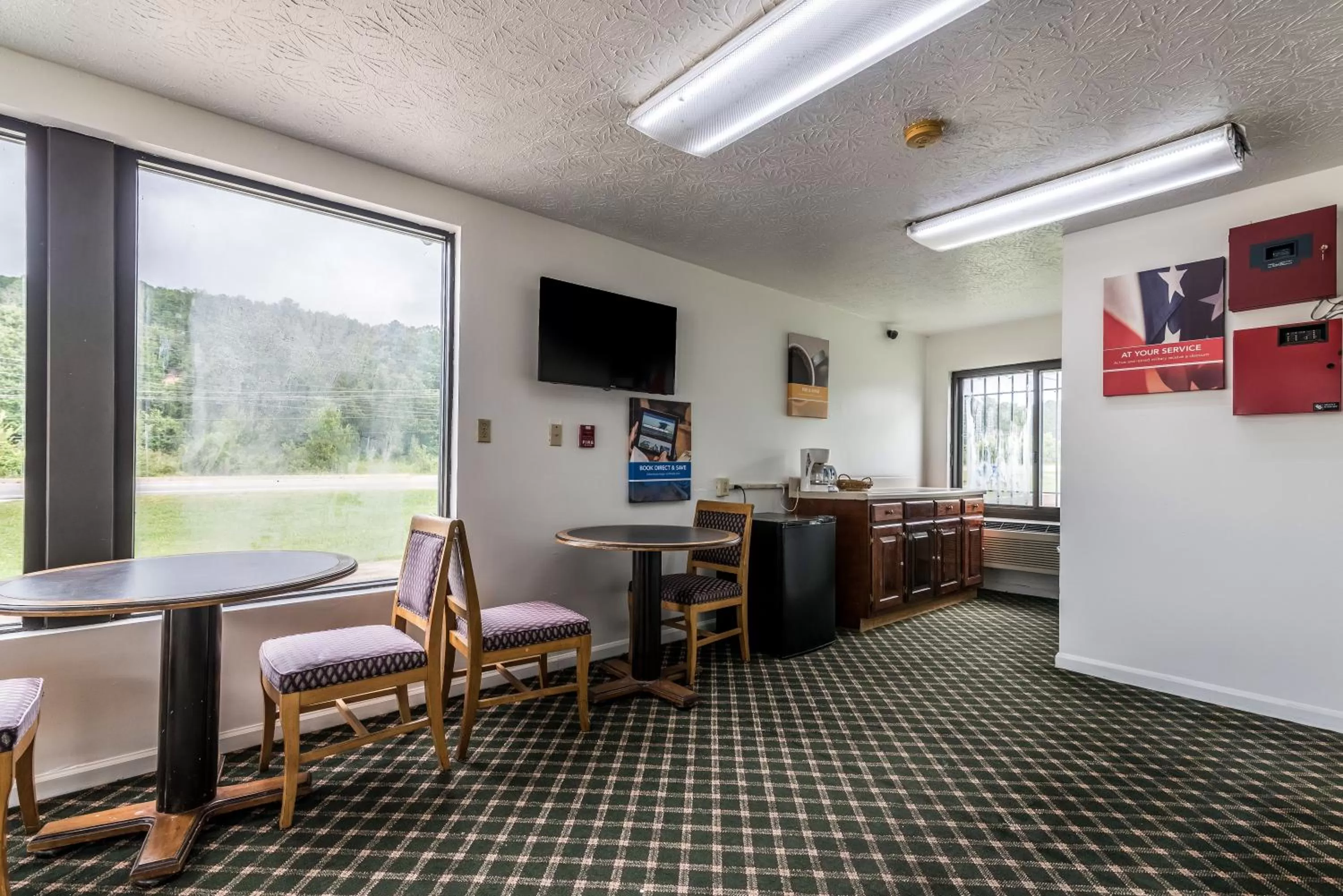Lobby or reception in Motel 6-Attalla, AL