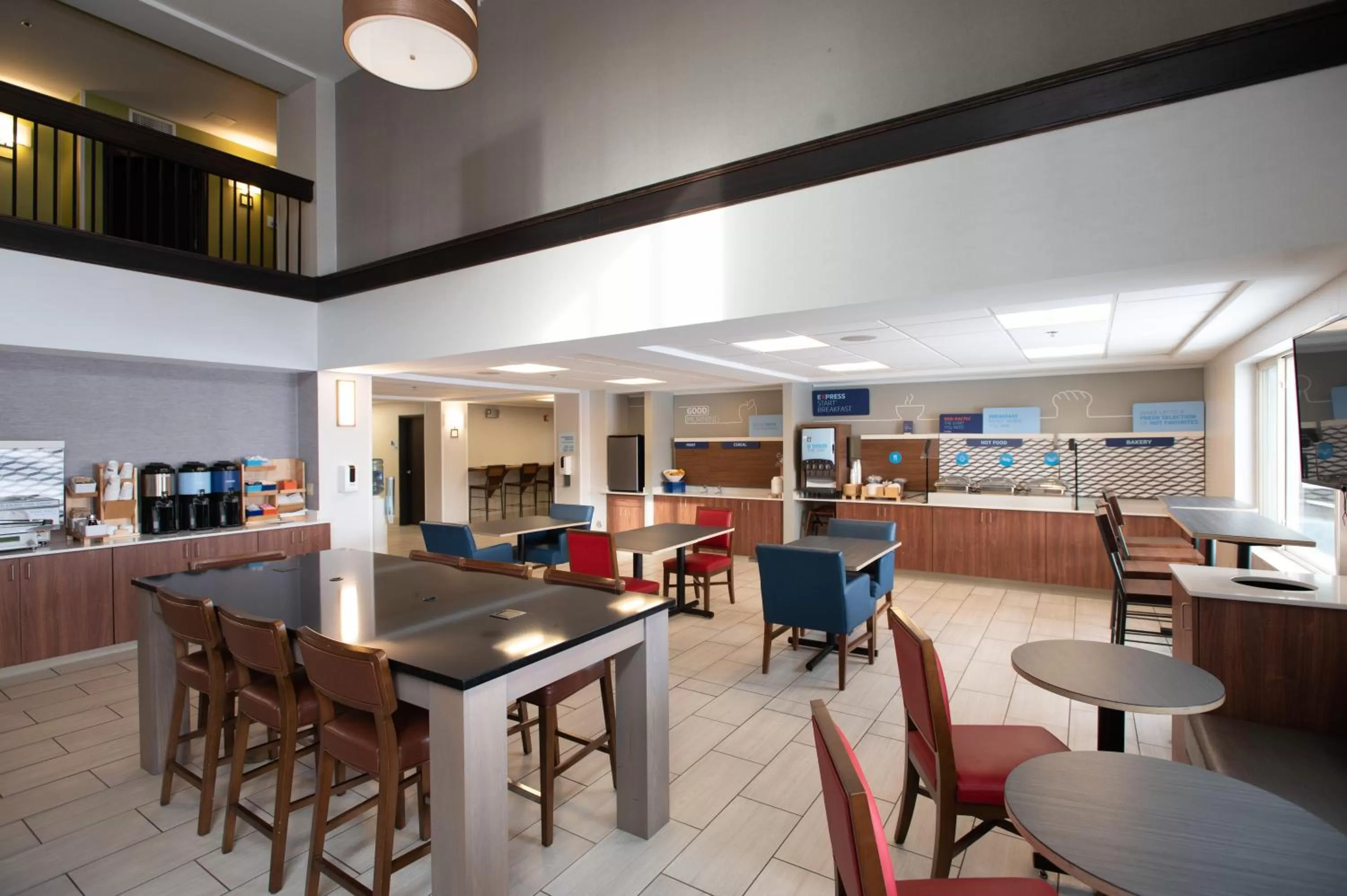 Breakfast in Holiday Inn Express Houghton-Keweenaw by IHG