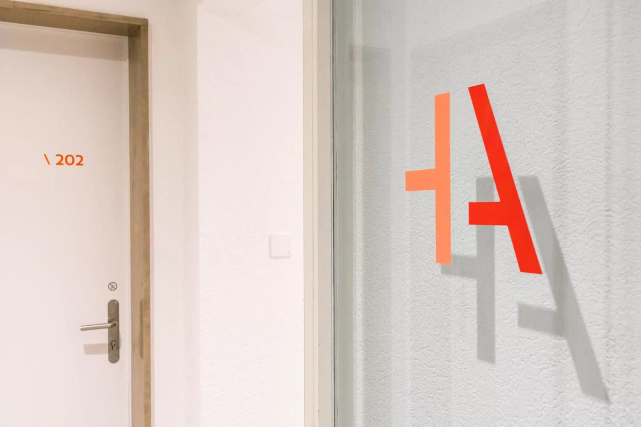 Decorative detail in Hôtel Des Arts