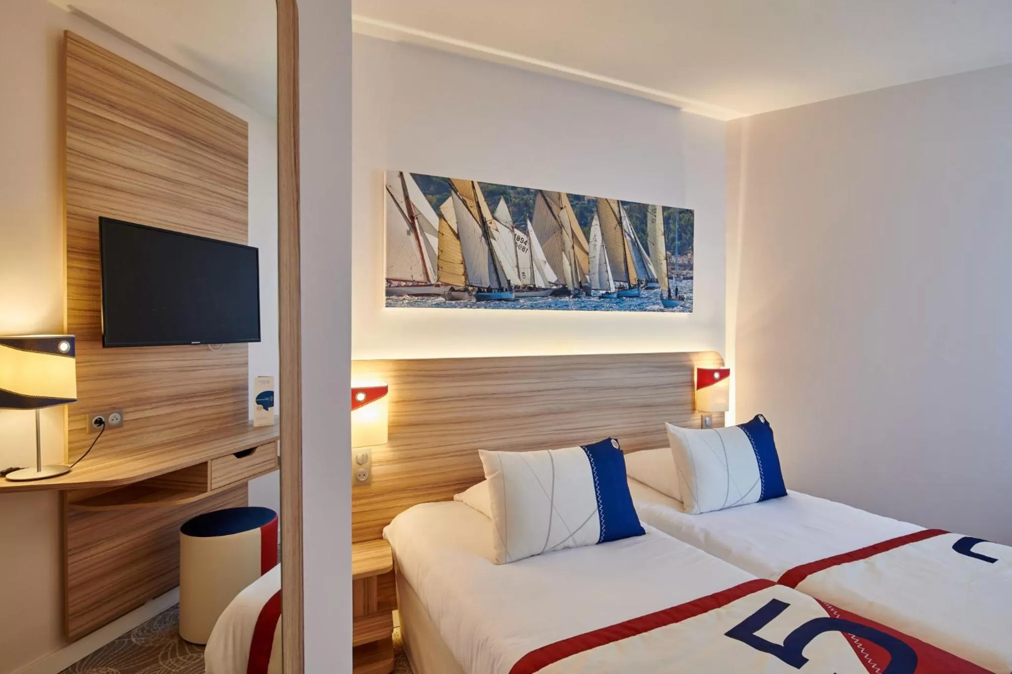 Bed in Hotel Club Le Plein Sud Vacances Bleues