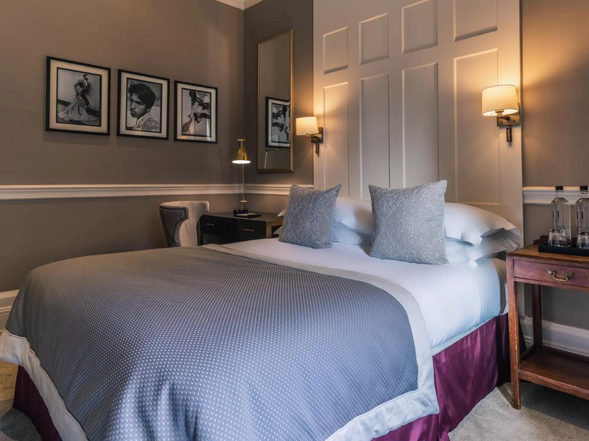 Bed in 11 Cadogan Gardens and The Apartments by Iconic Luxury Hotels