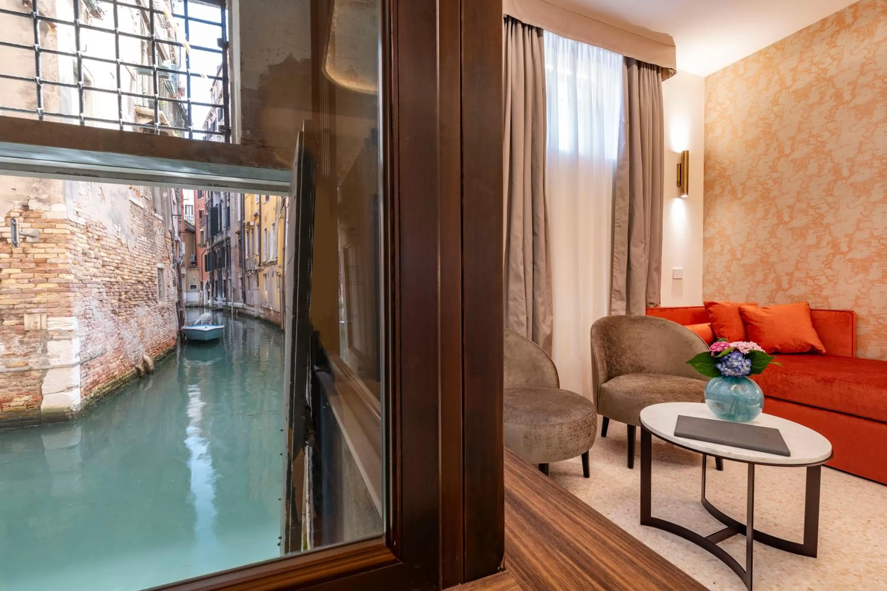 City view in Palazzo Keller