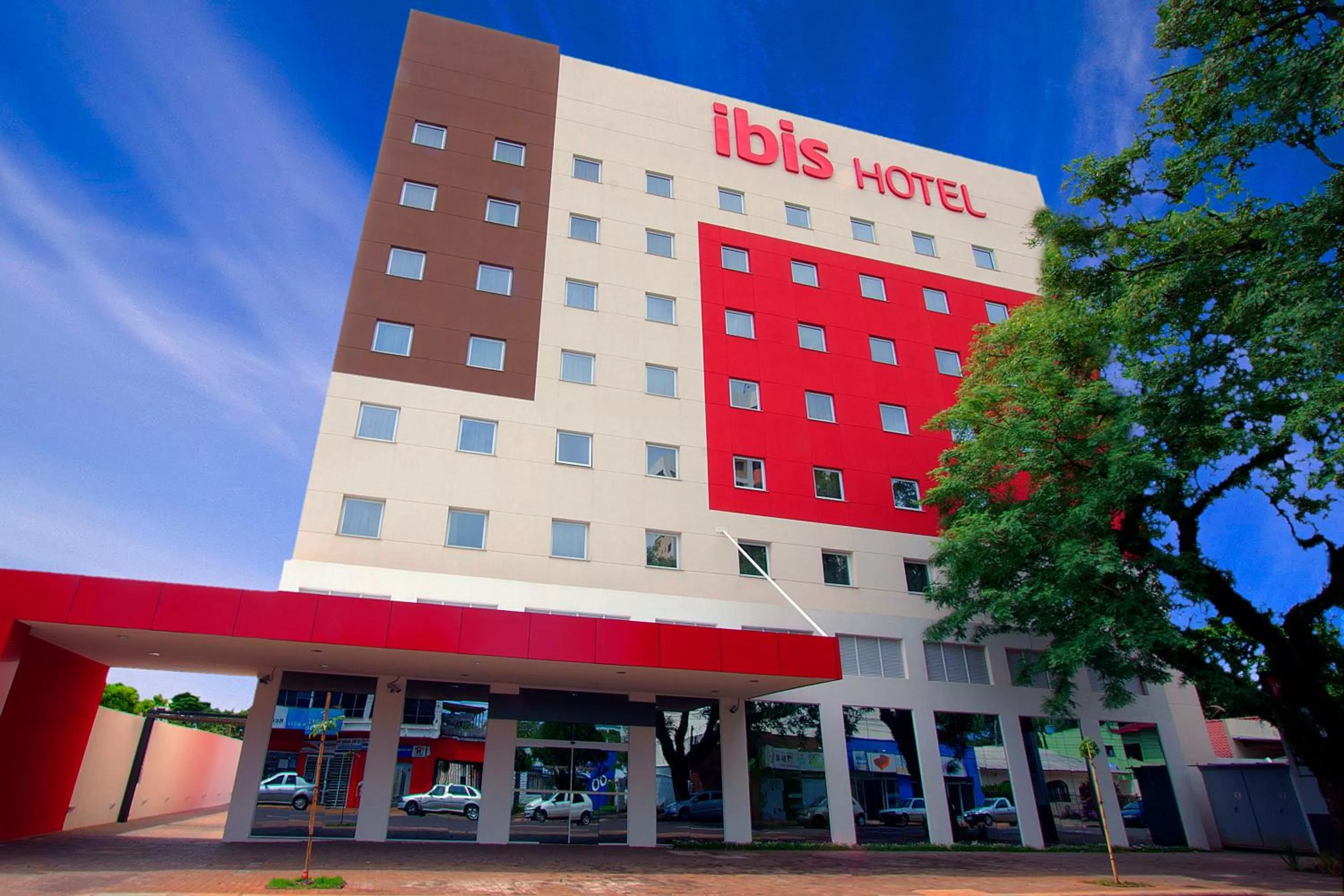 Facade/entrance in ibis Cascavel