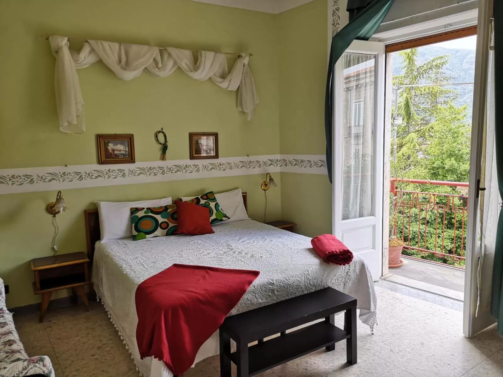 Bed in Hotel La Congiura dei Baroni