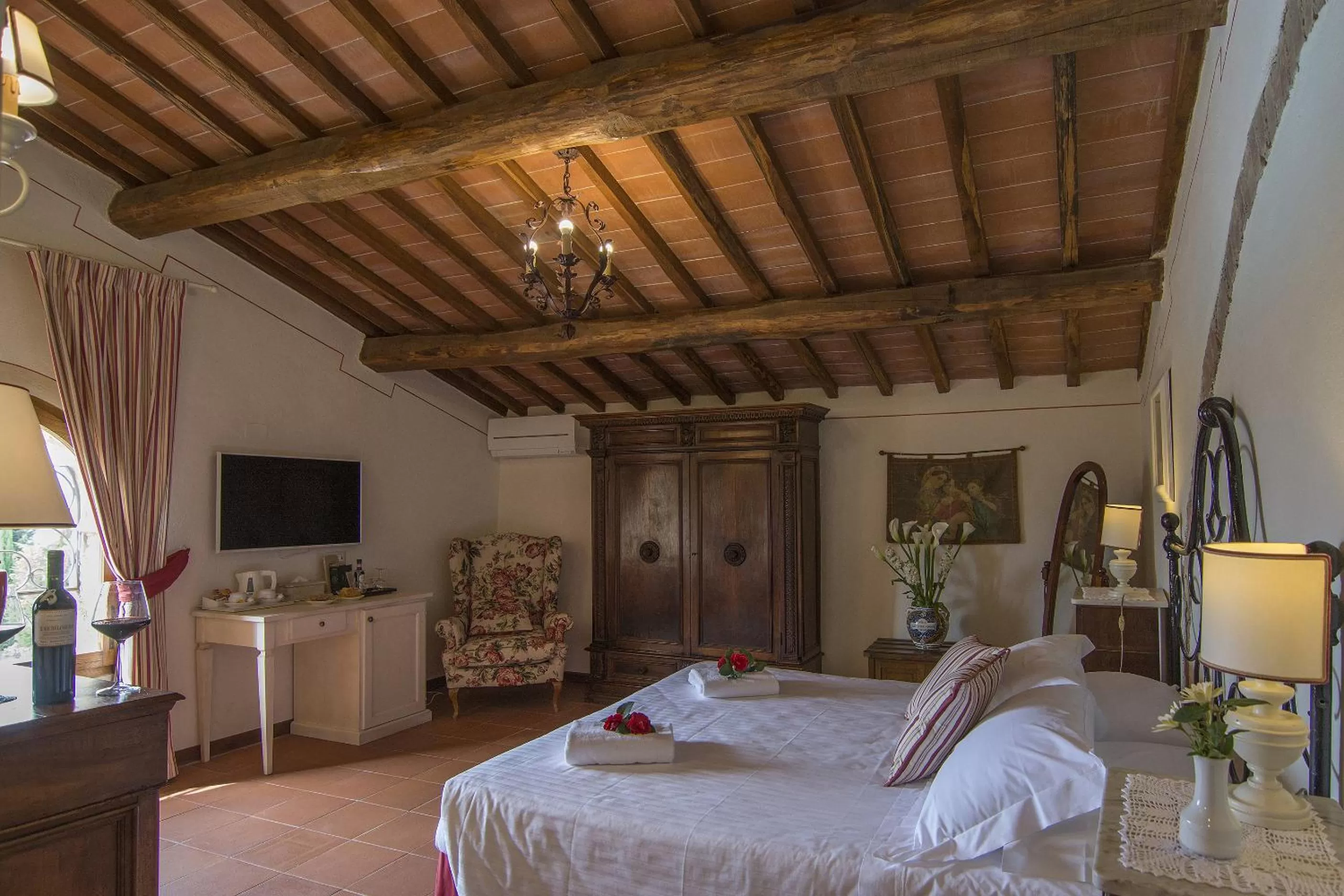 Bedroom, Bed in Hotel Belvedere Di San Leonino