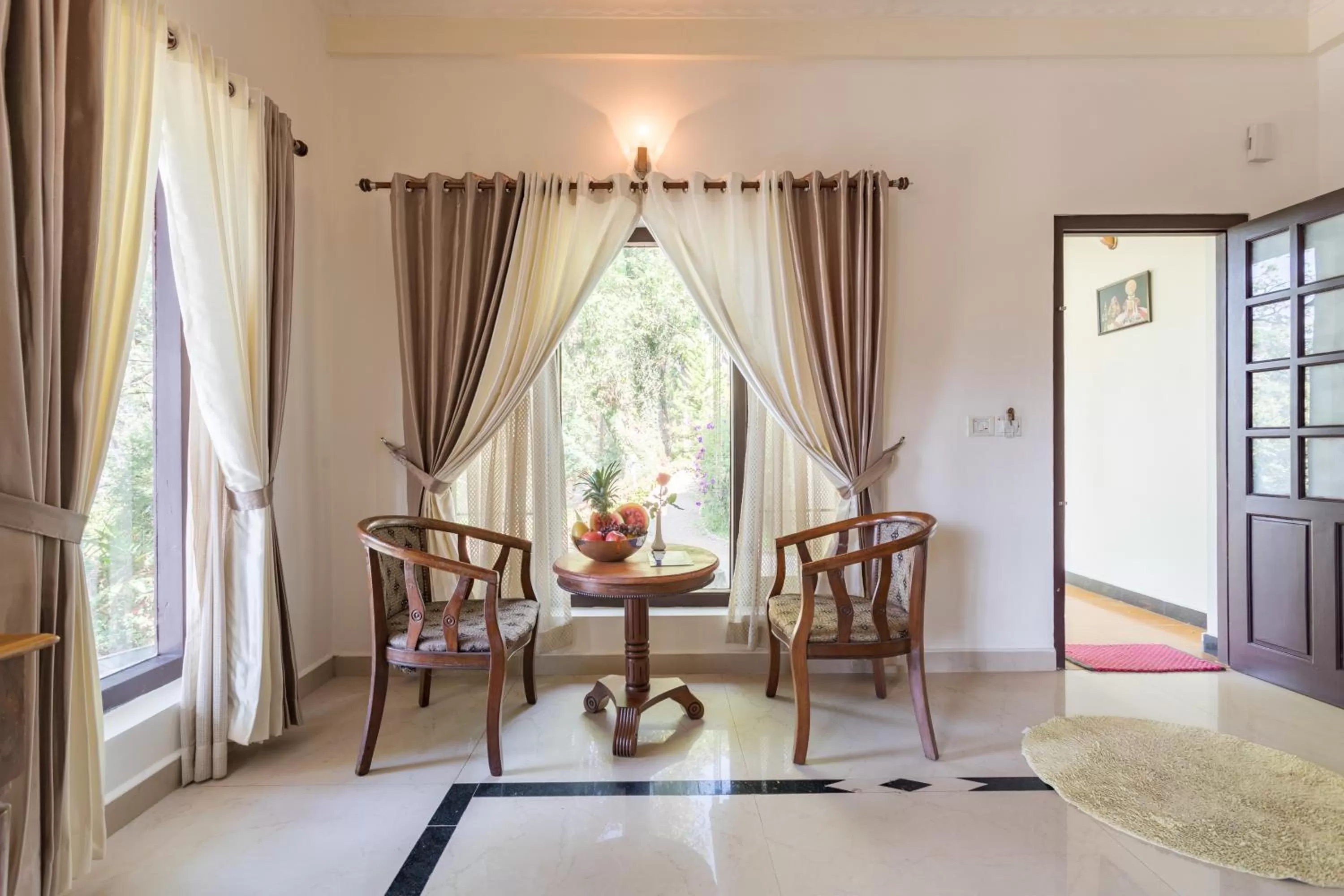 Bedroom in Violet Woods