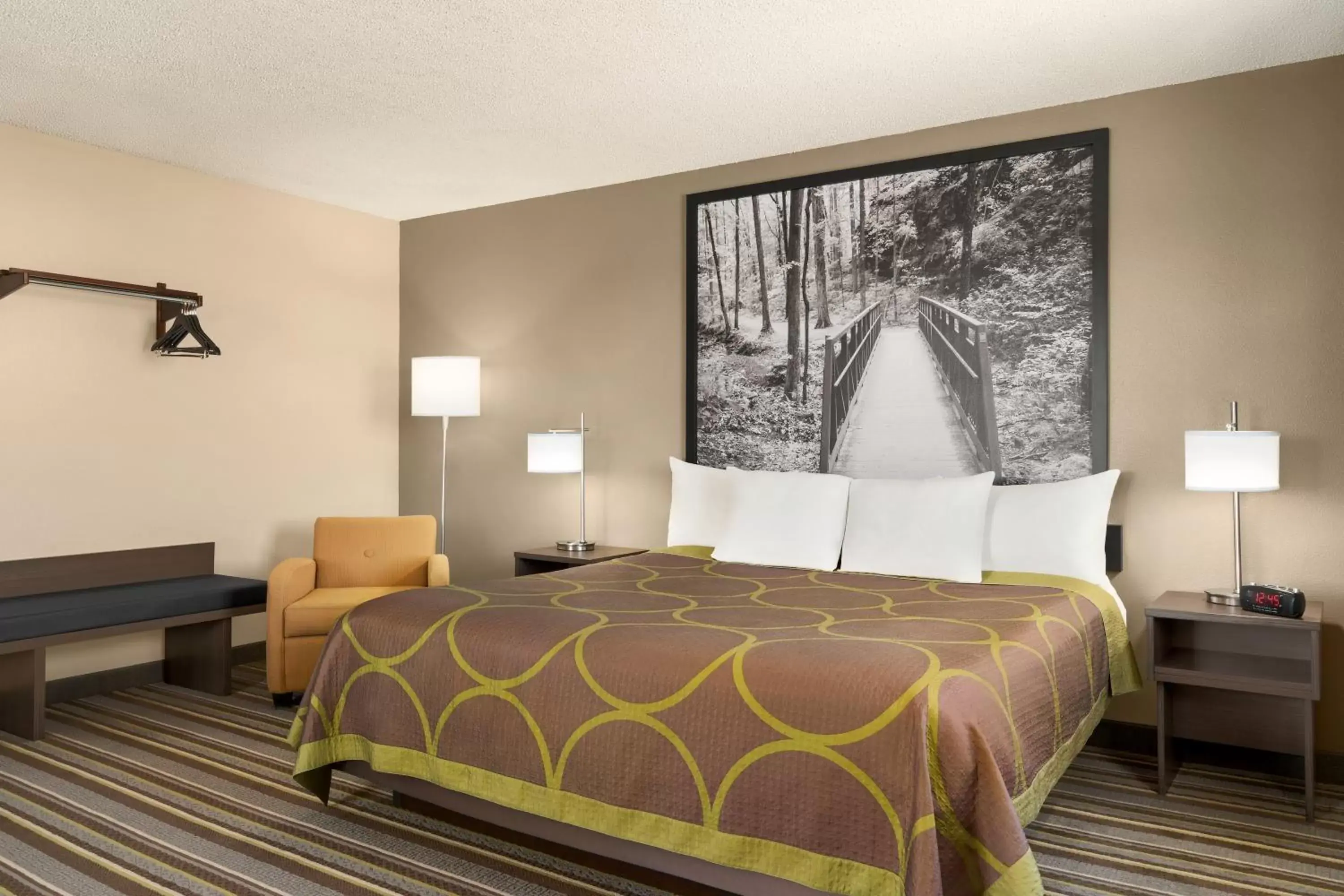 King Suite- Non-Smoking in Super 8 by Wyndham Liberal KS King Suite- Non-Smoking in Super 8 by Wyndham Liberal KS