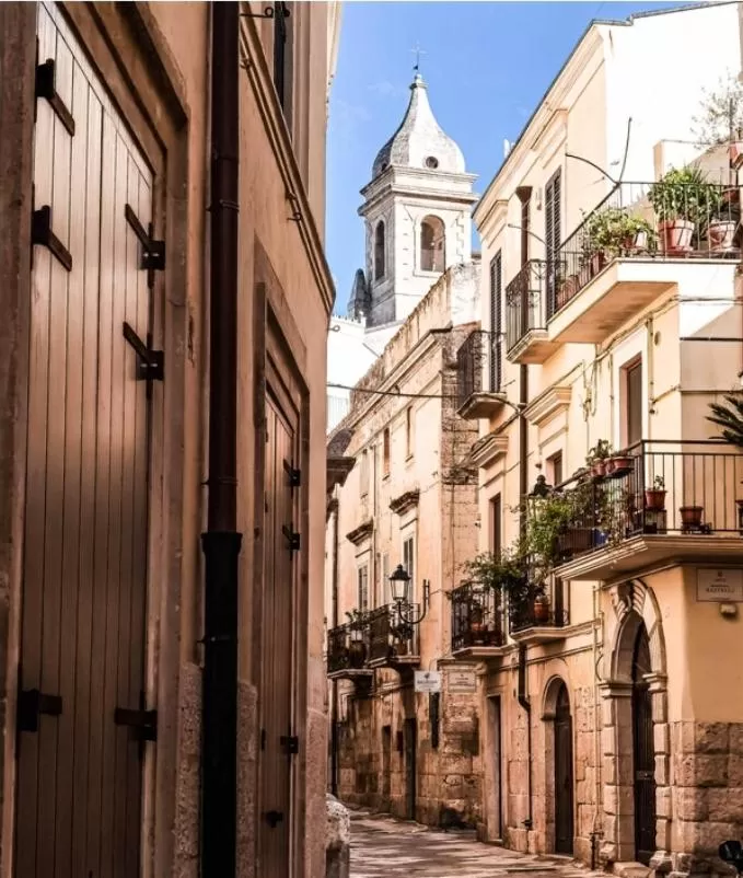 Landmark view in B&B Martini Home 11