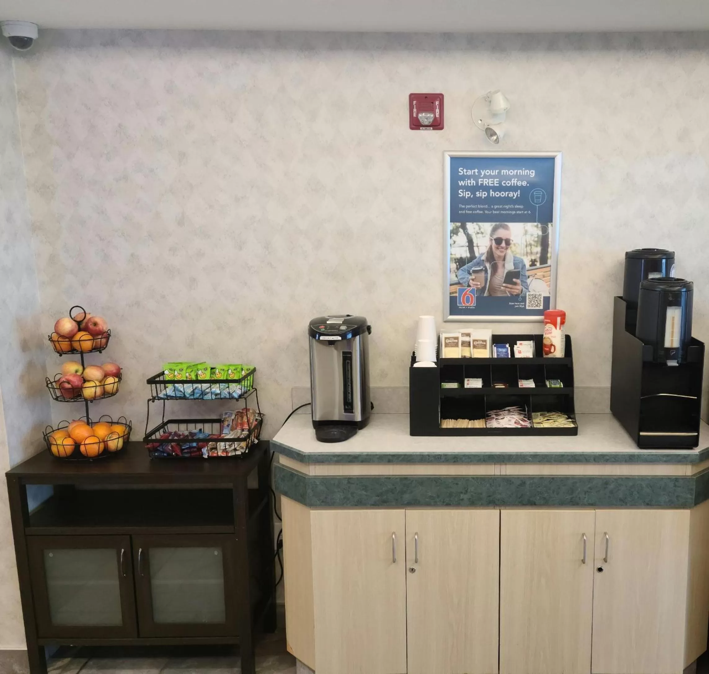 Restaurant/places to eat in Motel 6-Grande Prairie, AB