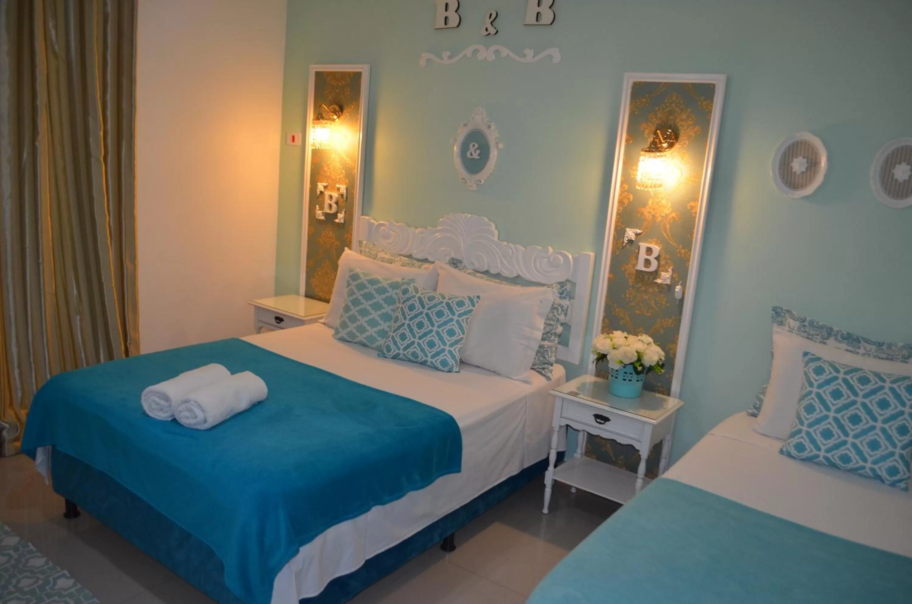 Bed in La Maison Brasiliana B&B