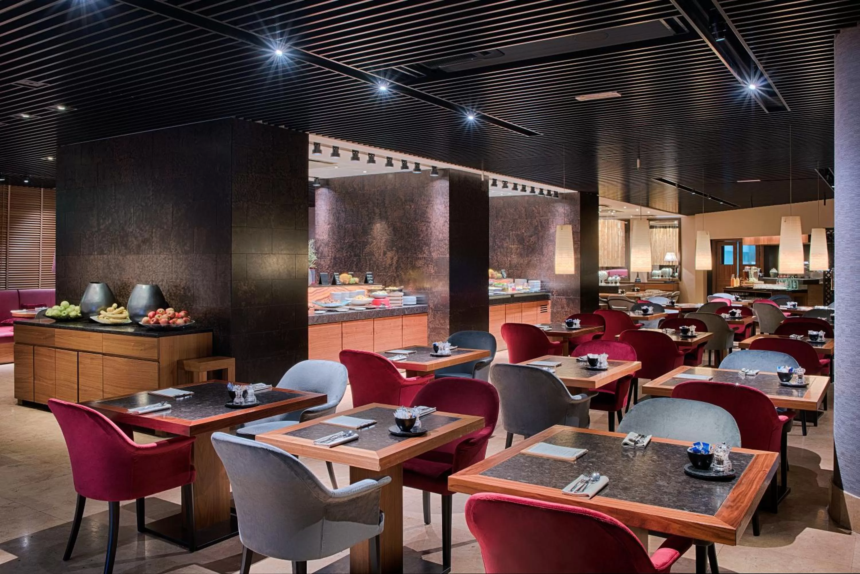 Restaurant/places to eat in Radisson Blu Hotel Milan