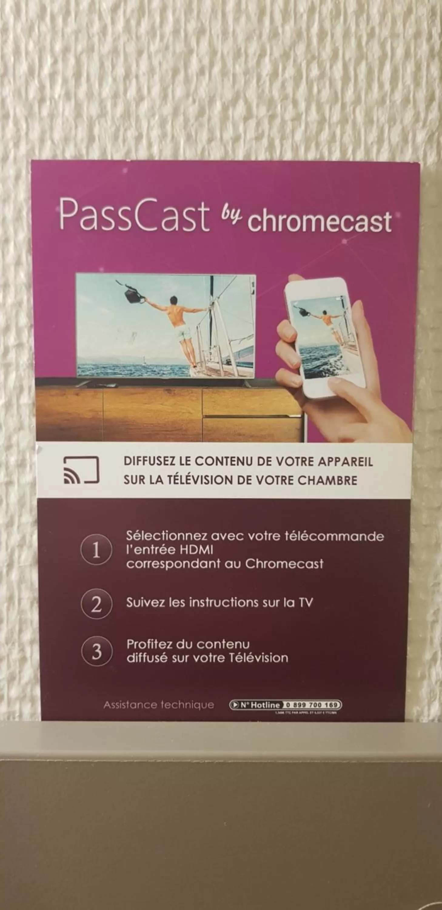 TV and multimedia in Kyriad Direct Poitiers - Gare du Futuroscope