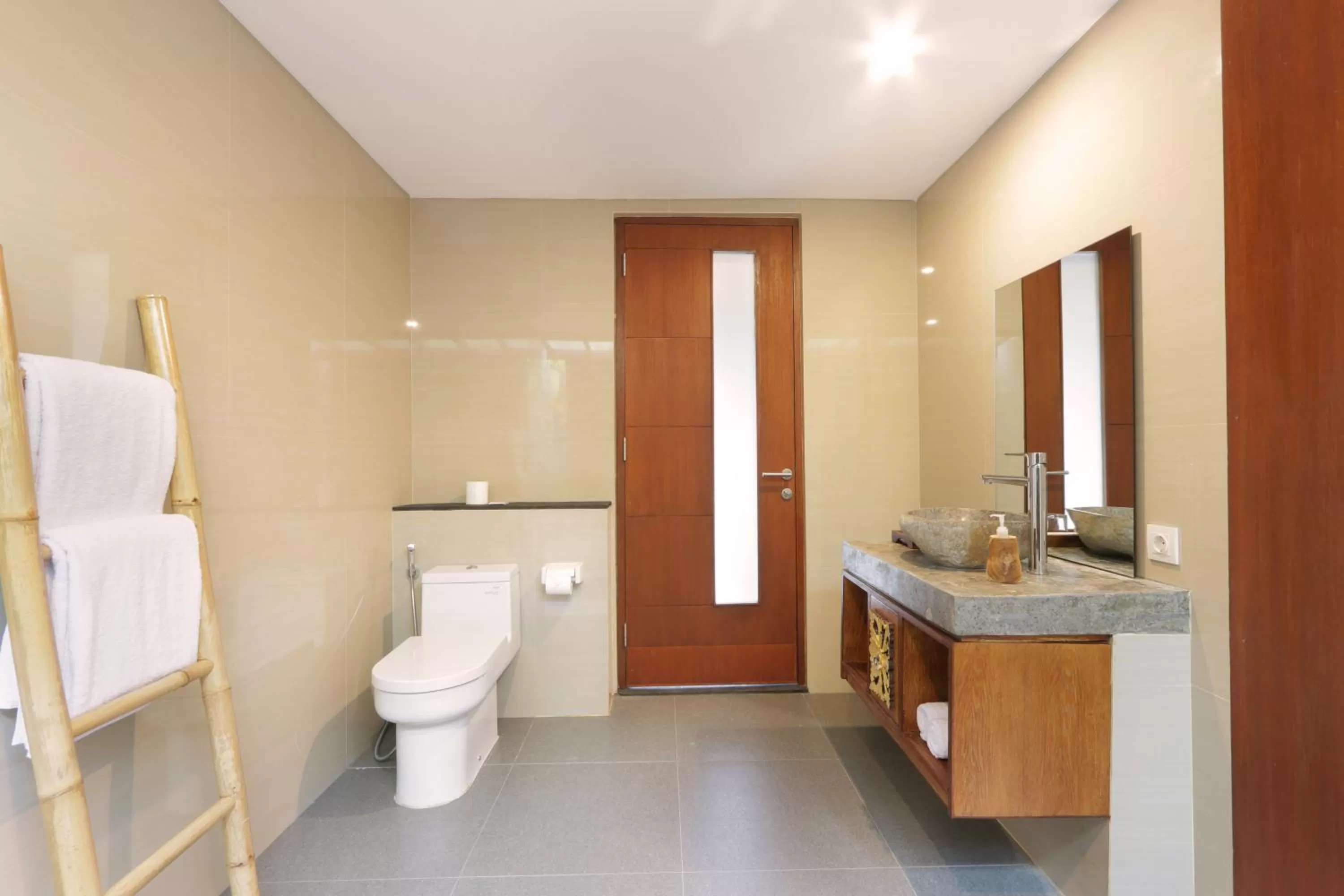 Toilet in Alam Wayang Ubud - CHSE Certified